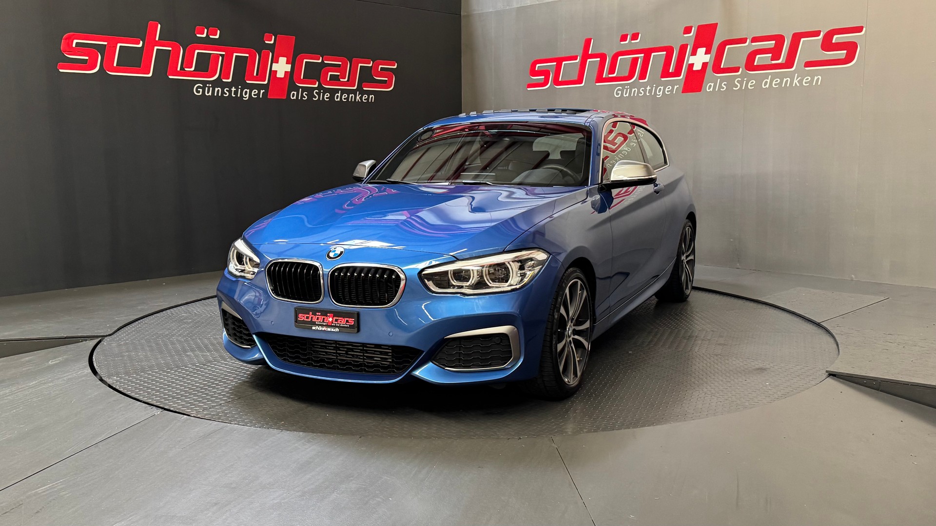 BMW M135i xDrive Steptronic