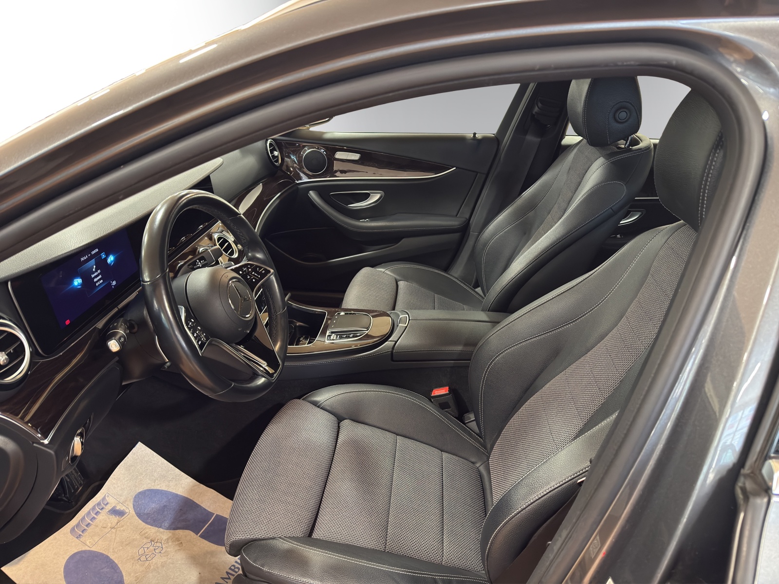 Image MERCEDES-BENZ E-200 E 200 T 4Matic Avantgarde 9G-Tronic