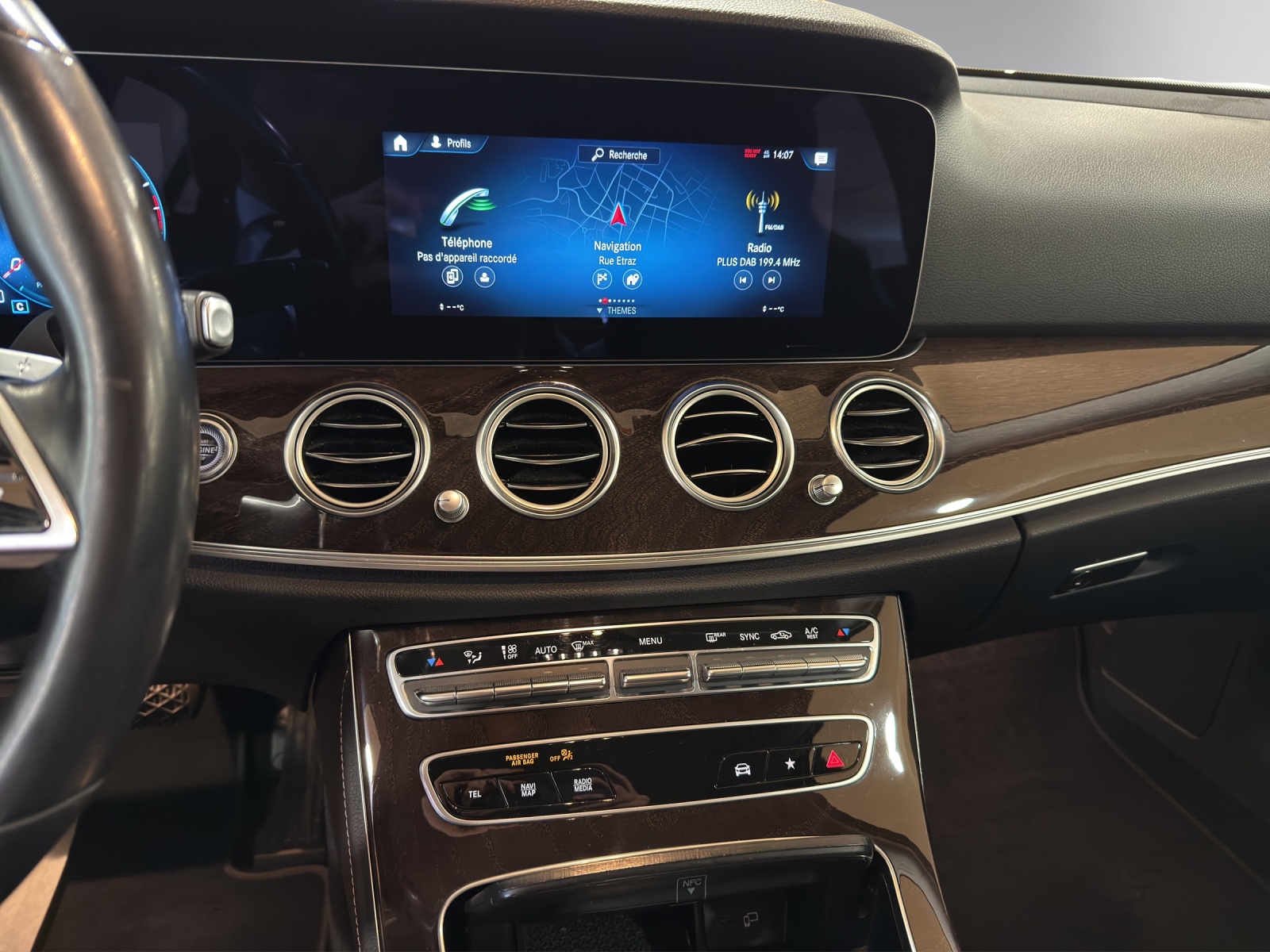 Image MERCEDES-BENZ E-200 E 200 T 4Matic Avantgarde 9G-Tronic