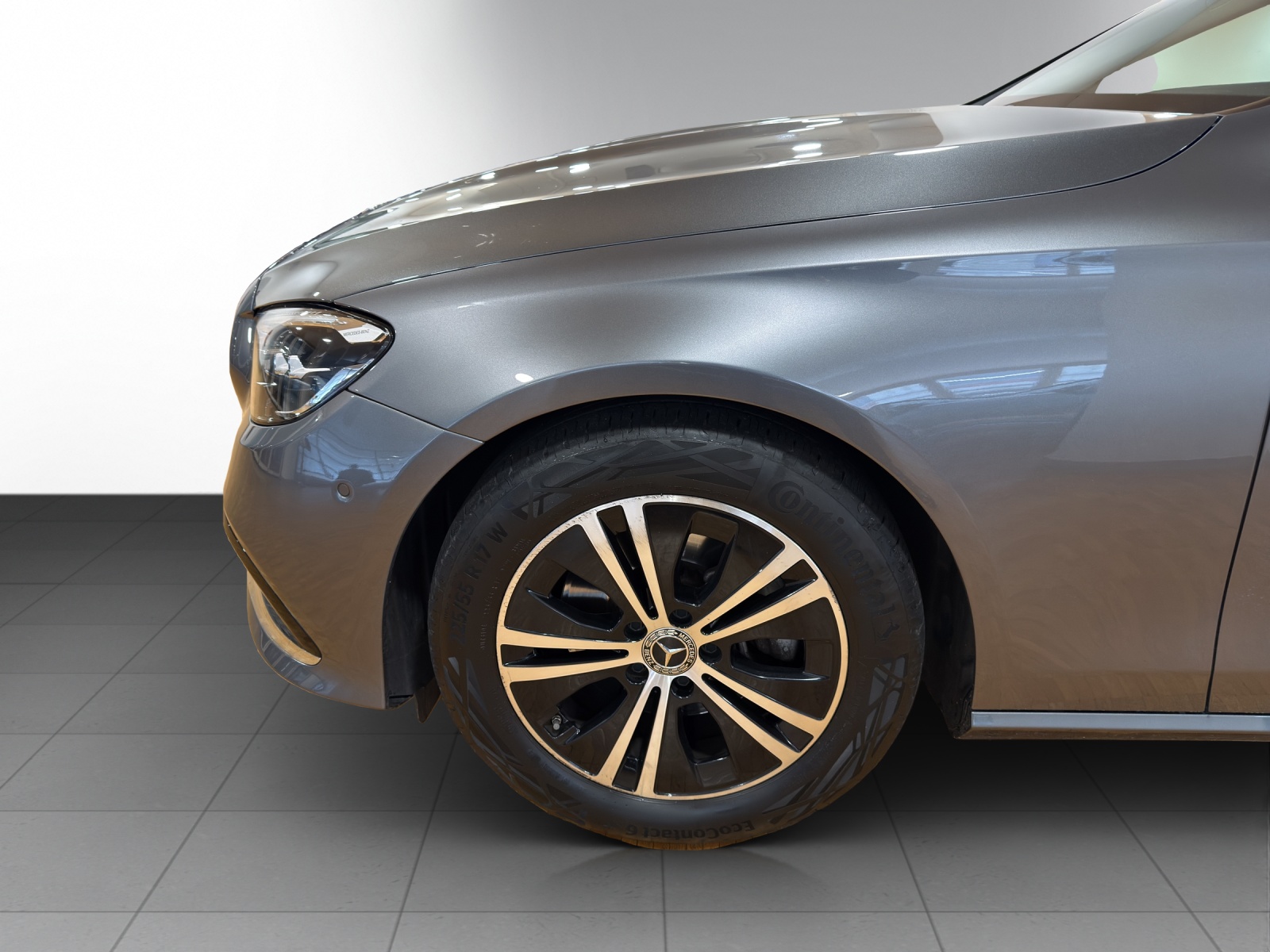 Image MERCEDES-BENZ E-200 E 200 T 4Matic Avantgarde 9G-Tronic