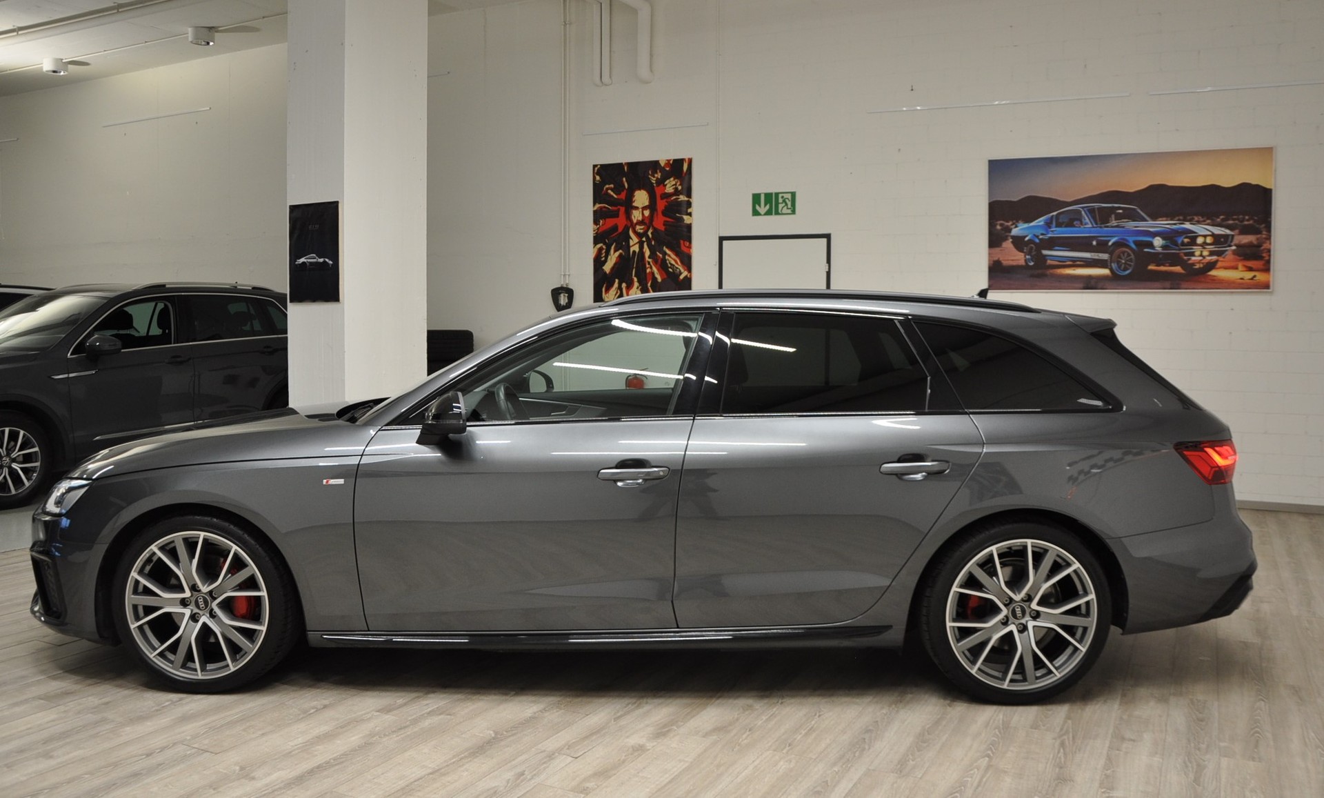 AUDI A4 Avant 40 TDI S line Competition Plus quattro S-tronic-showroom-element-3