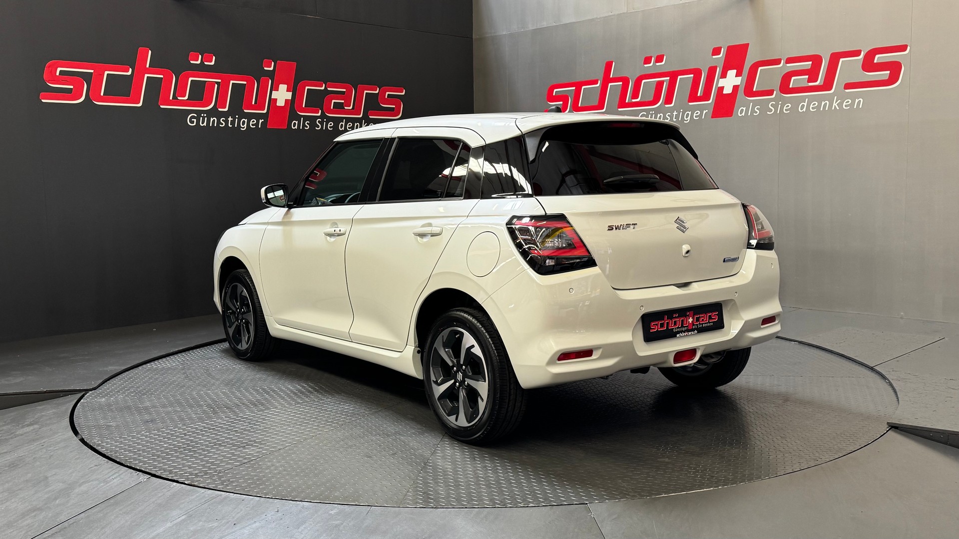 SUZUKI Swift 1.2 Compact Top Hybrid 4x4-showroom-element-3