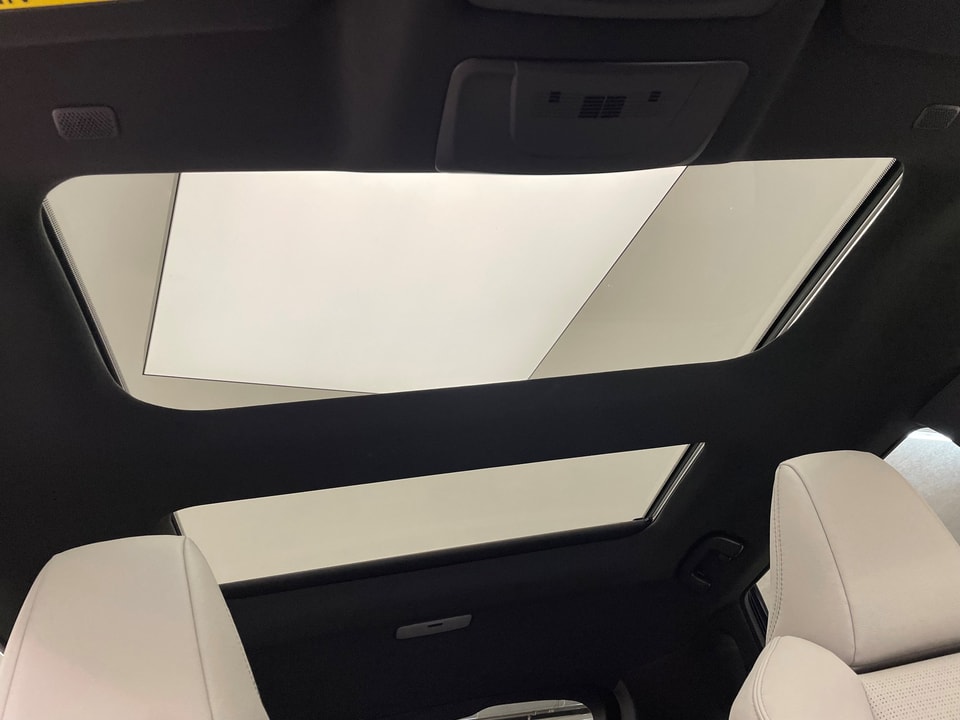 bZ4X Electric Premium AWD 11 kW OBC