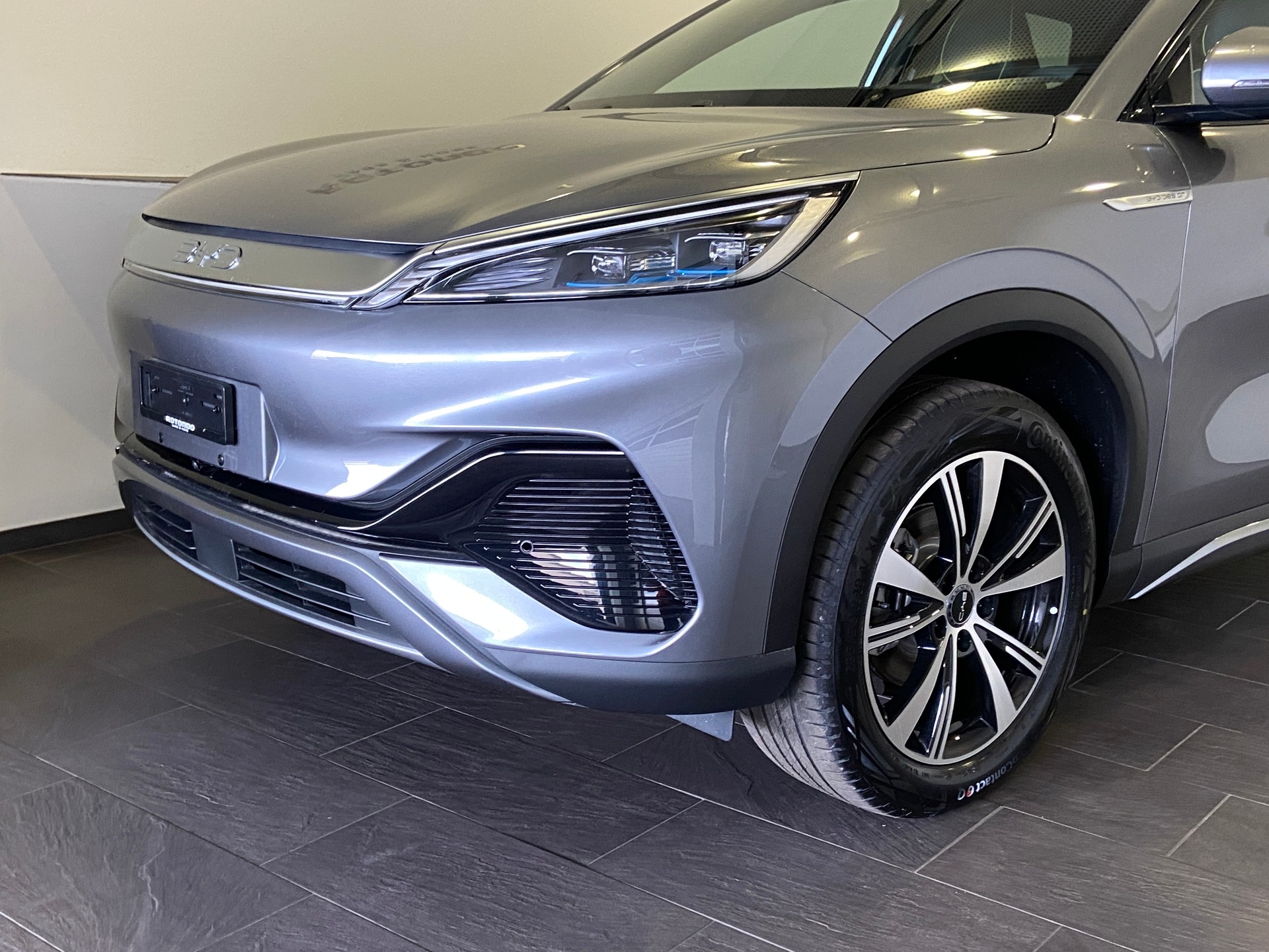 BYD ATTO 3 Design-showroom-element-2