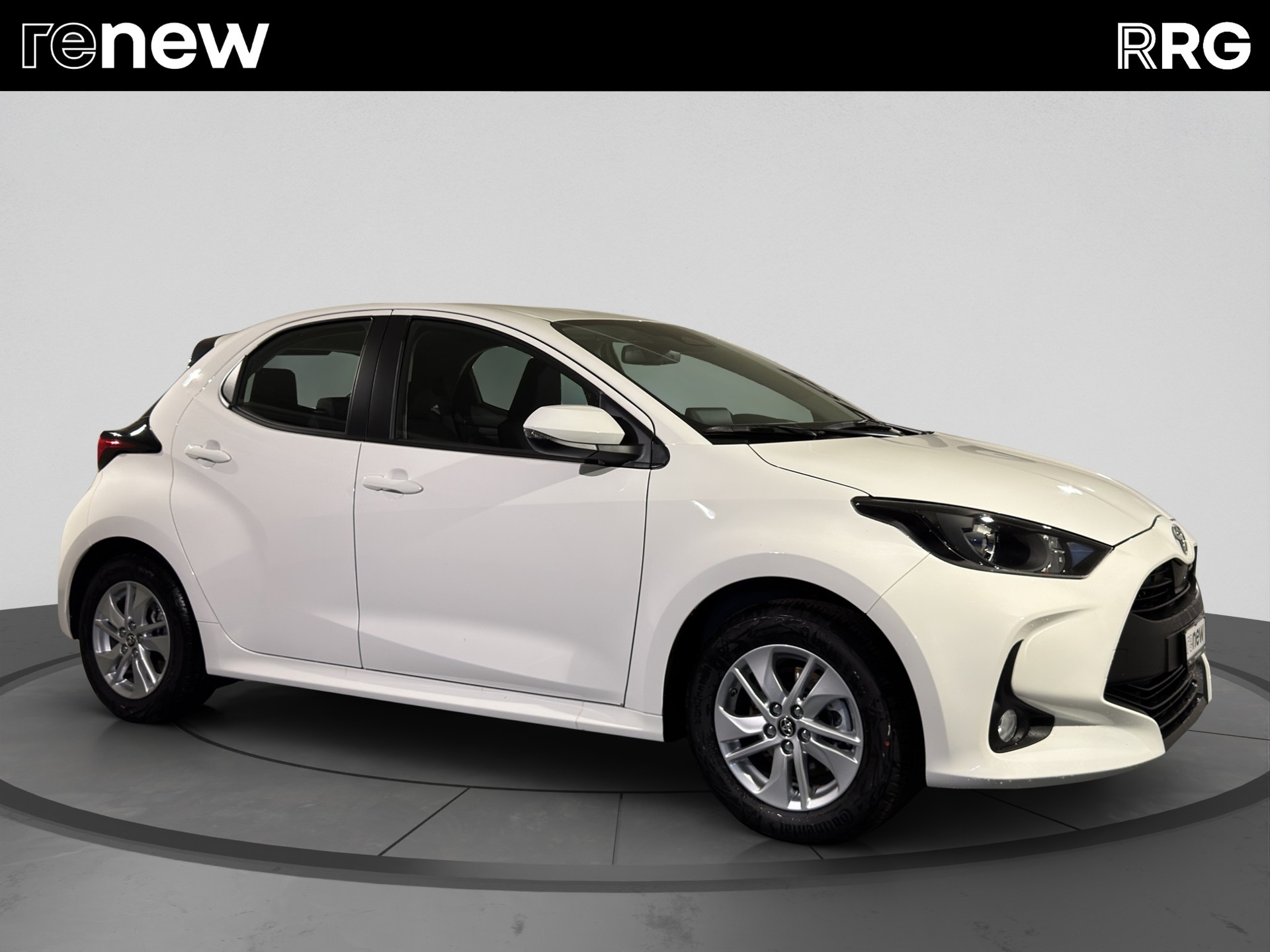 TOYOTA Yaris 1.5 Comfort e-CVT