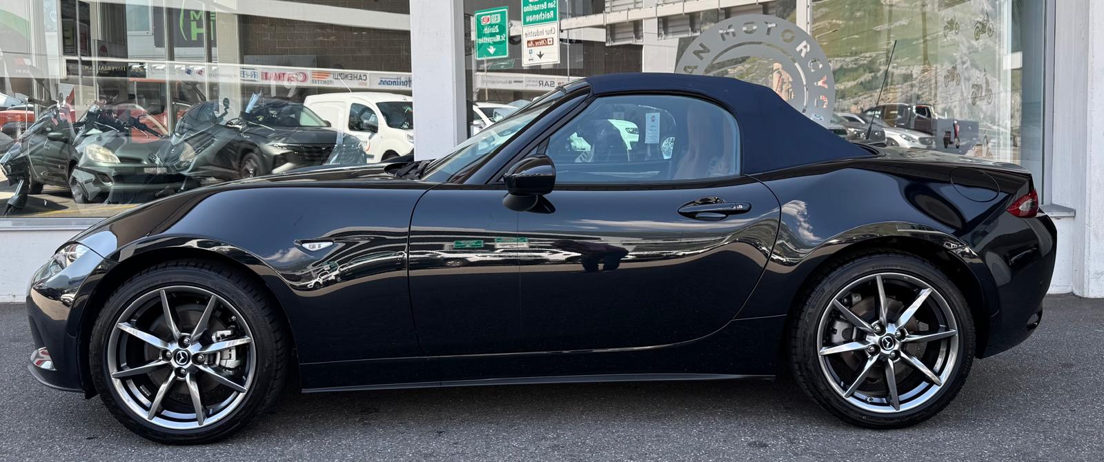 MAZDA MX-5 SKYACTIV-G 184 Revolution-showroom-element-3