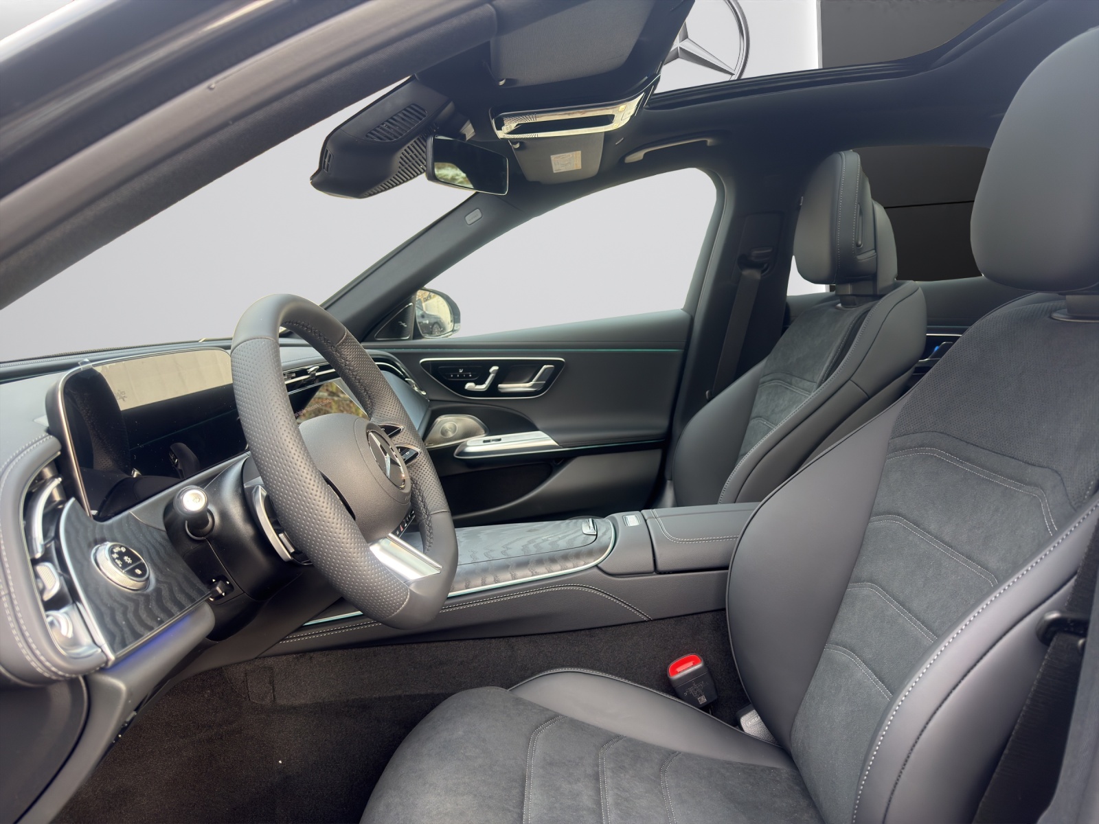 Image MERCEDES-BENZ E-220 E 220 d 4Matic 9G-Tronic