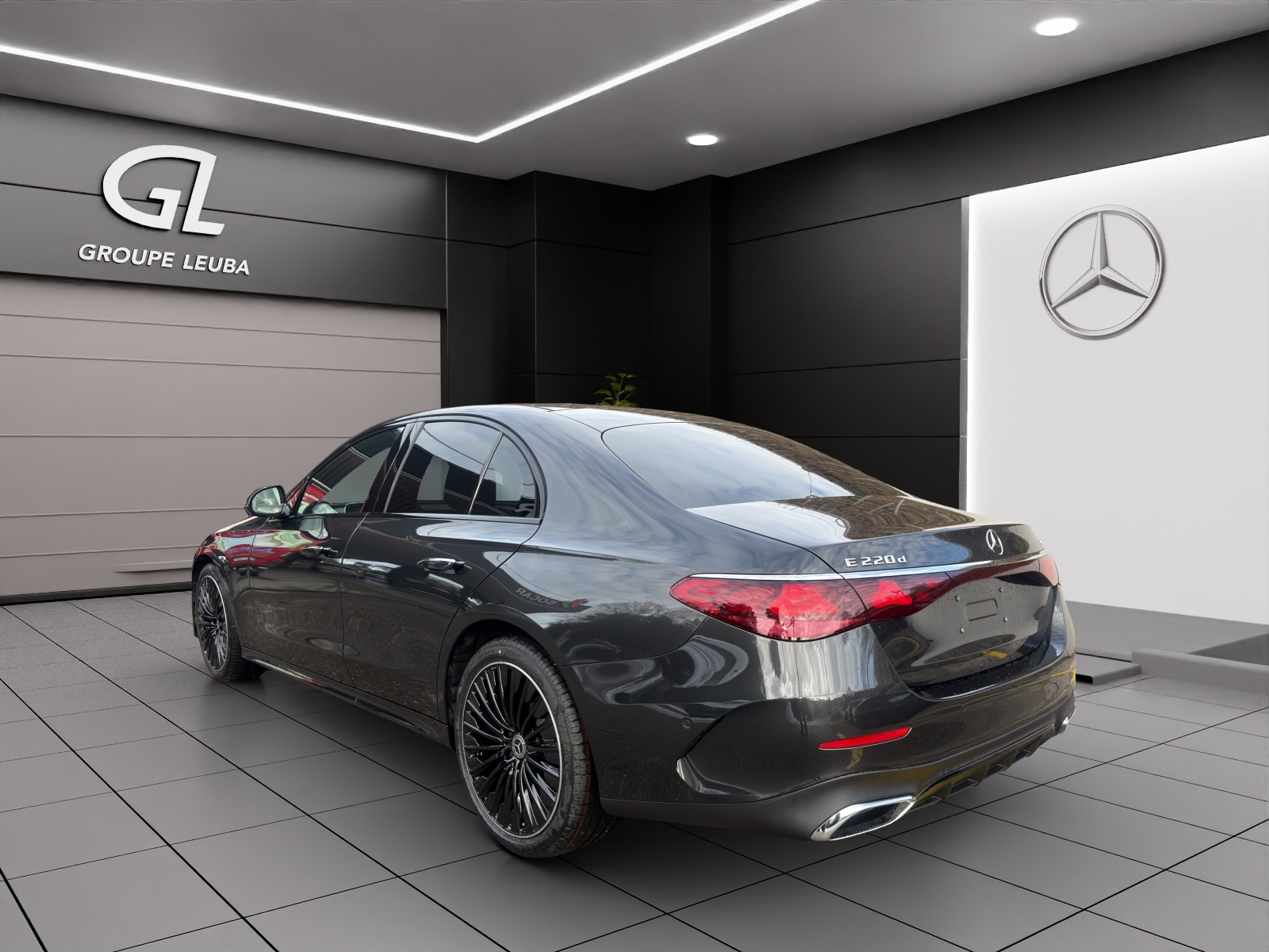 Image MERCEDES-BENZ E-220 E 220 d 4Matic 9G-Tronic