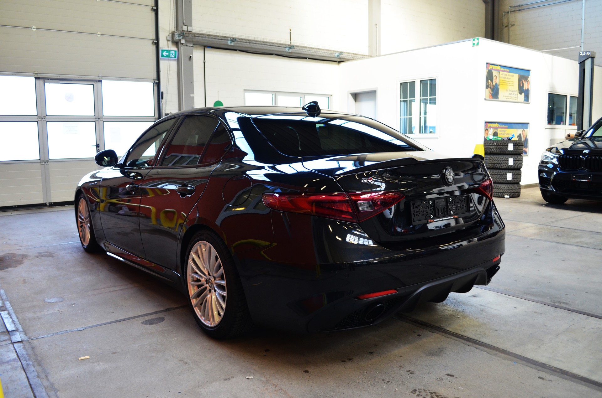 ALFA ROMEO Giulia 2.0 Veloce TI Q4 Automatic-image-6