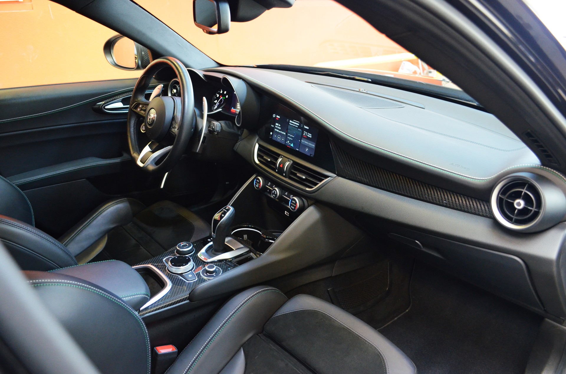 ALFA ROMEO Giulia 2.0 Veloce TI Q4 Automatic-image-8