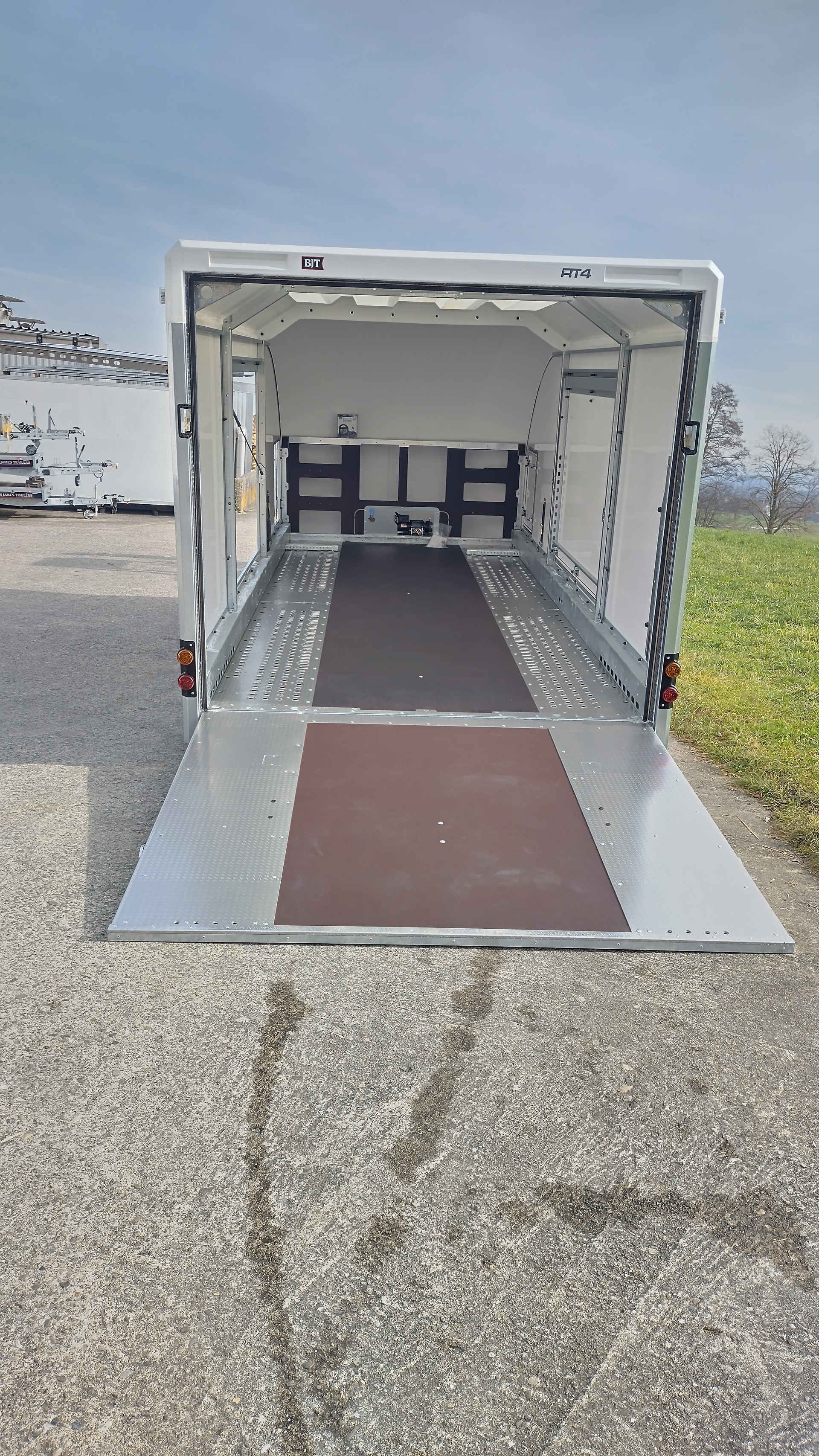 BRIAN JAMES TRAILERS RT4 384-0060-image-8