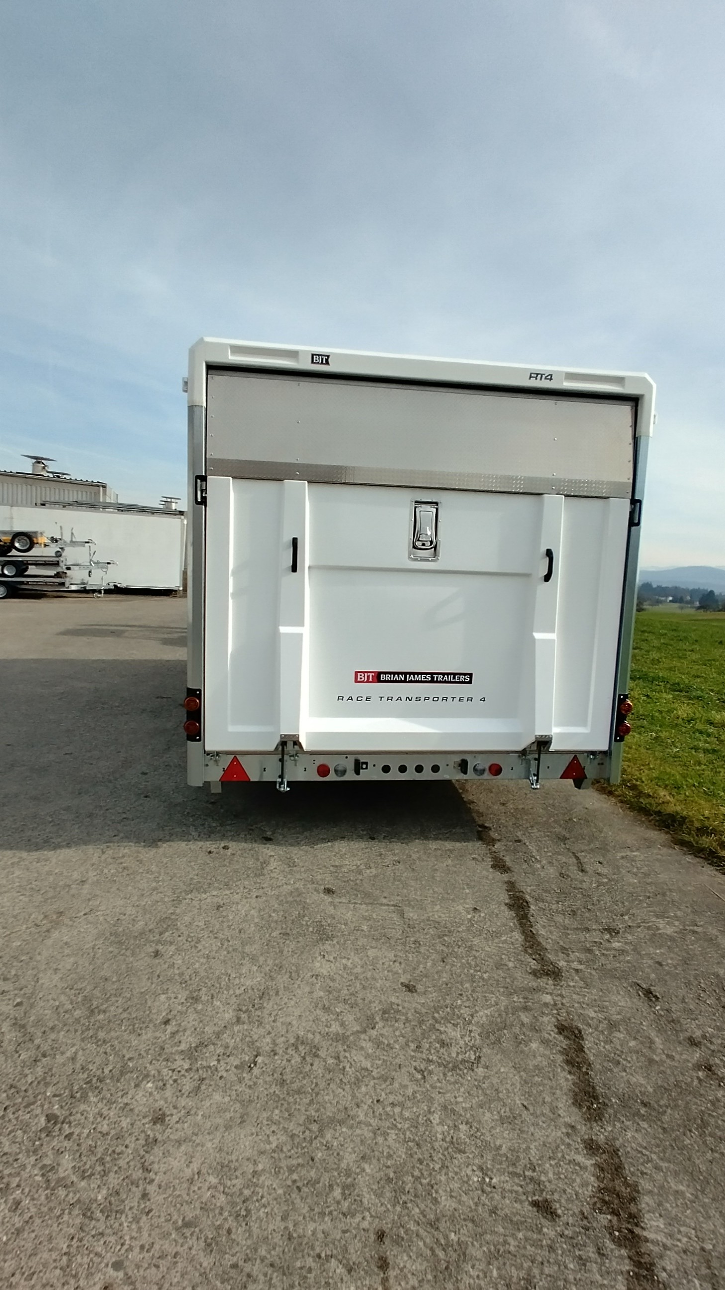 BRIAN JAMES TRAILERS RT4 384-0060-image-3