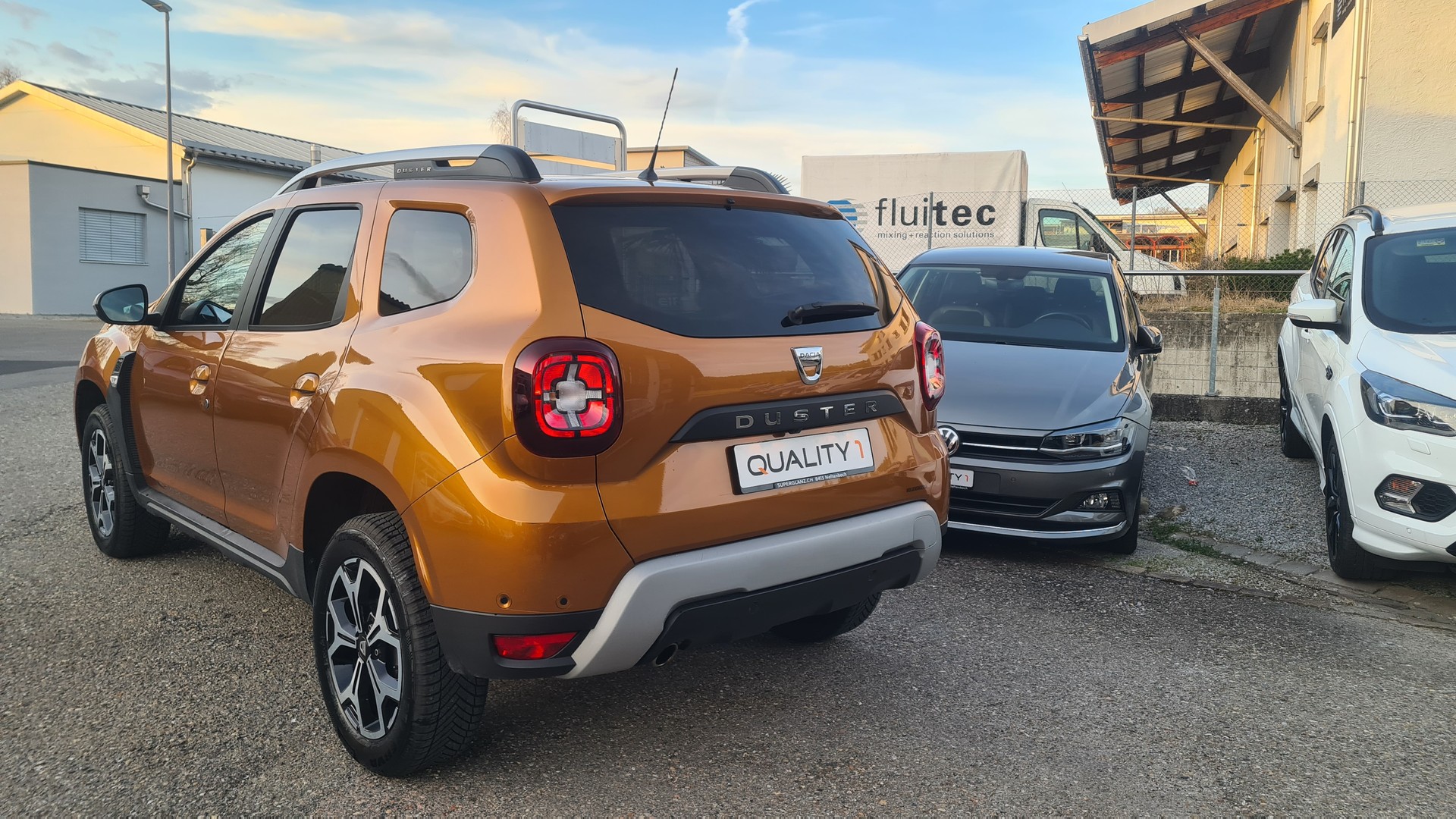 DACIA Duster SCe 115 Prestige 4x4-showroom-element-3