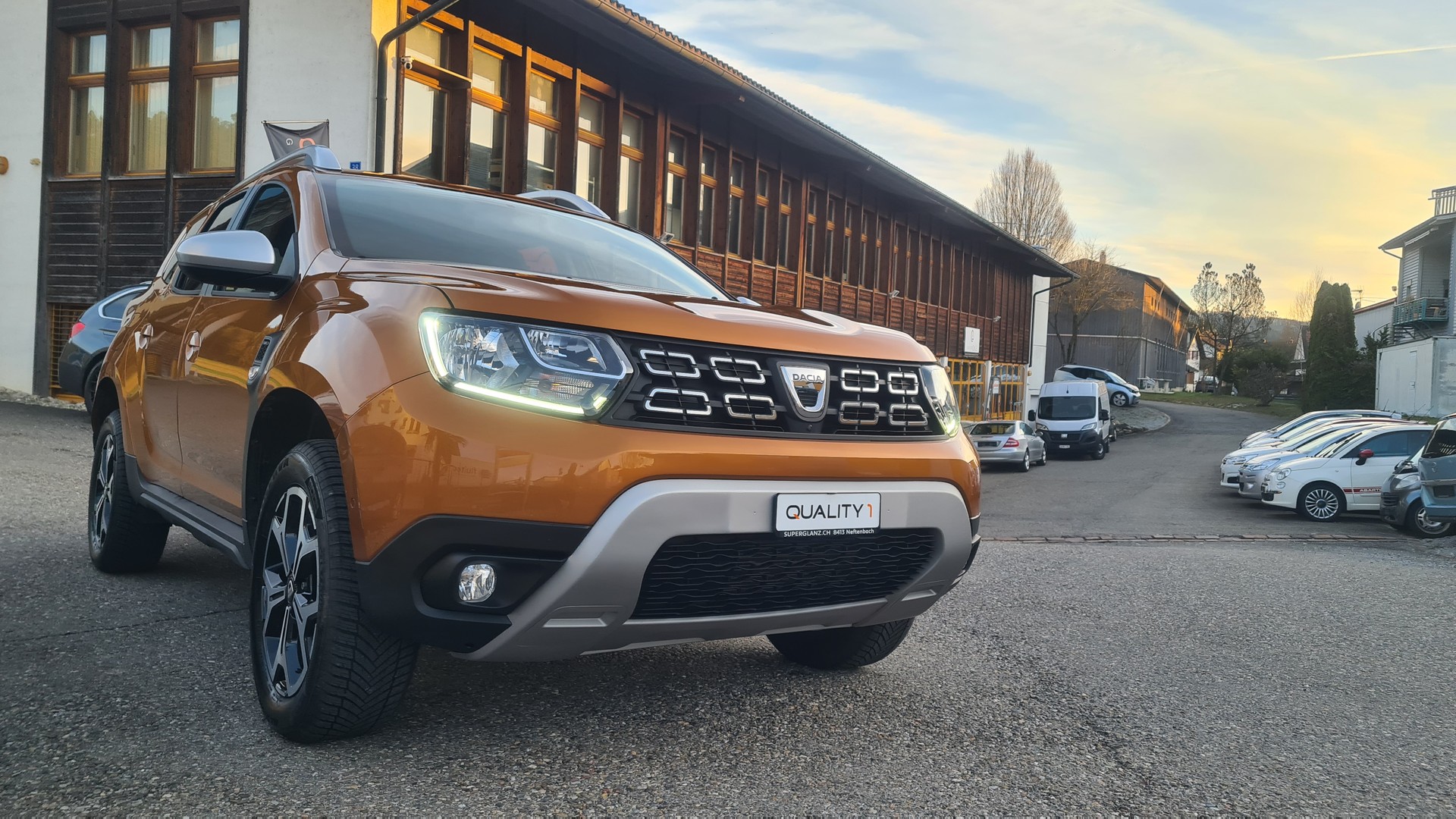 DACIA Duster SCe 115 Prestige 4x4-showroom-element-1