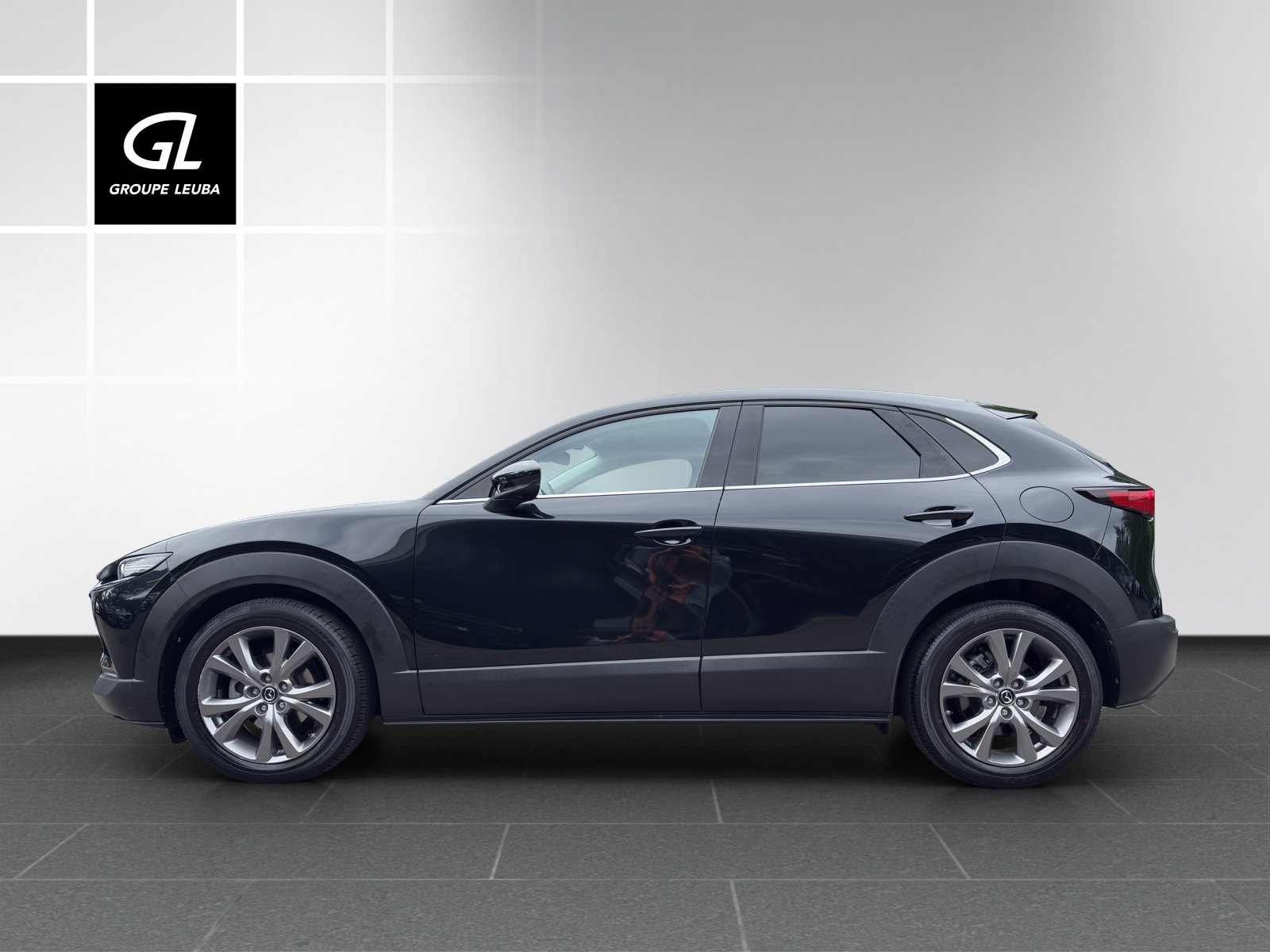 MAZDA CX-30 G 122 RevolutionAWD-showroom-element-2