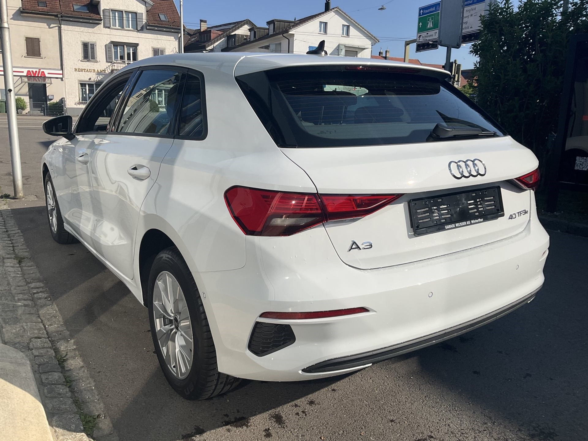 AUDI A3 SPORTBACK 40 TFSI E S-TRONIC *** NEUWAGEN ZUM ABSOLUTEN TOPPREIS ***-image-5