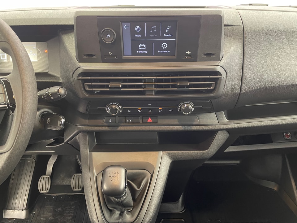 Proace Van L1 1.5 D 120 Active