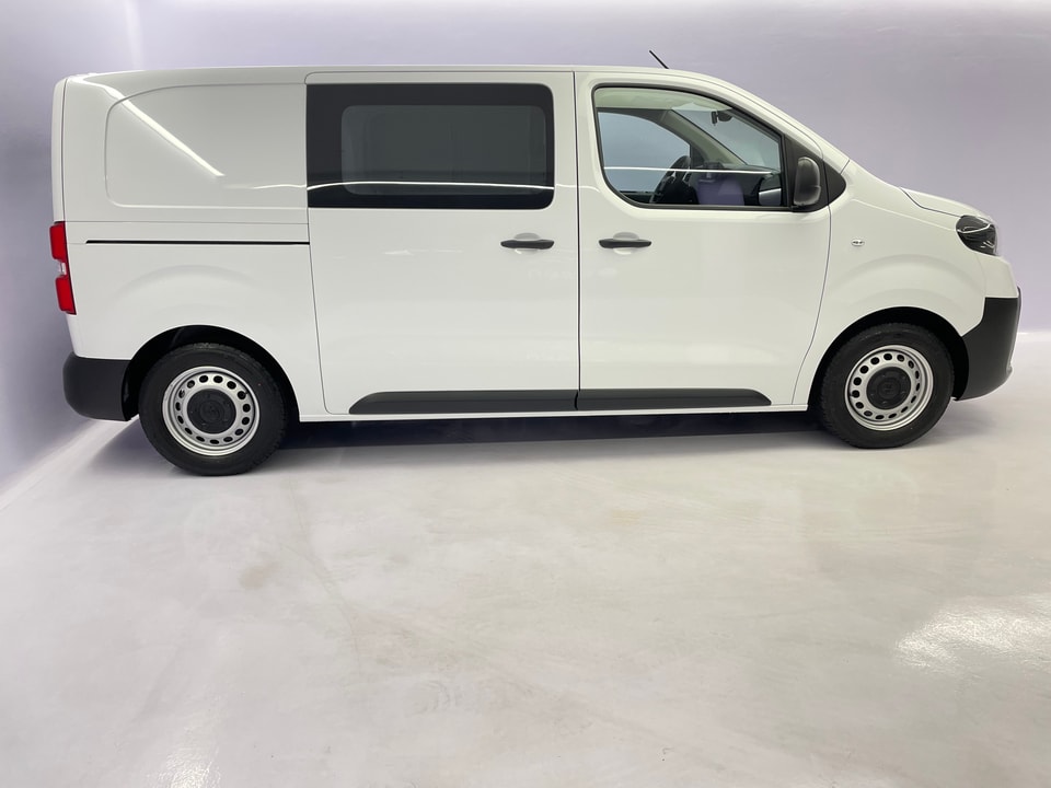 Proace Van L1 1.5 D 120 Active