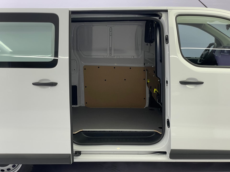Proace Van L1 1.5 D 120 Active