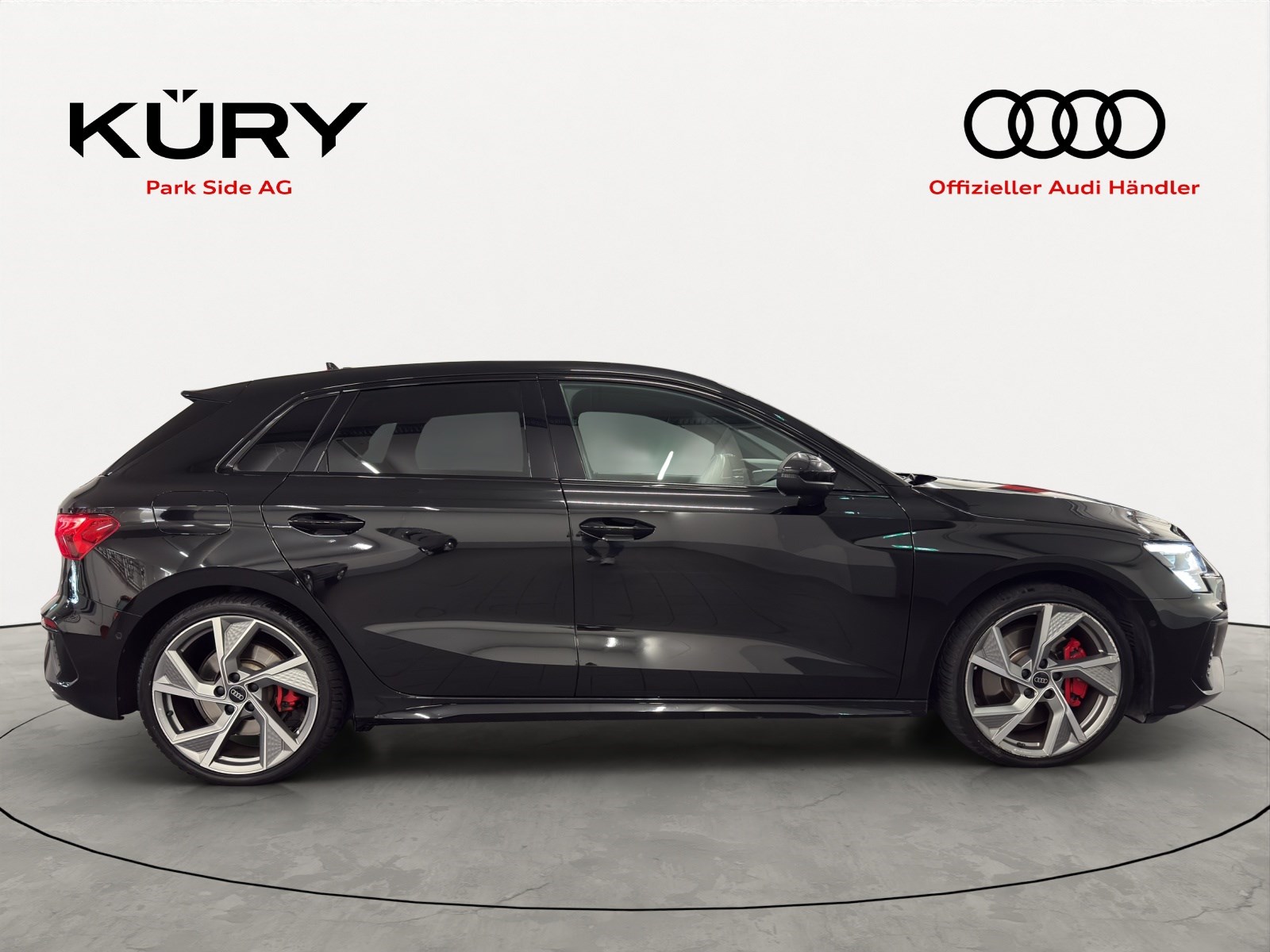 AUDI S3 Sportback 2.0 TFSI quattro-showroom-element-2