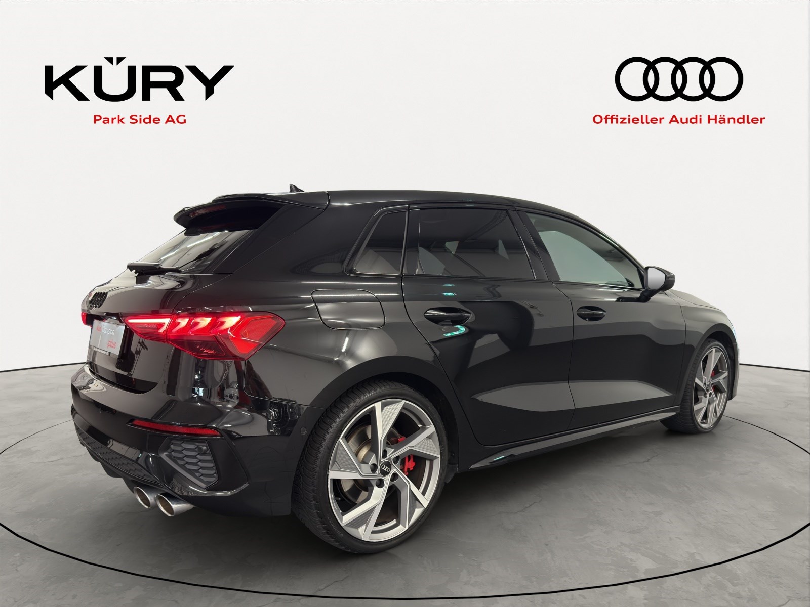 AUDI S3 Sportback 2.0 TFSI quattro-showroom-element-3