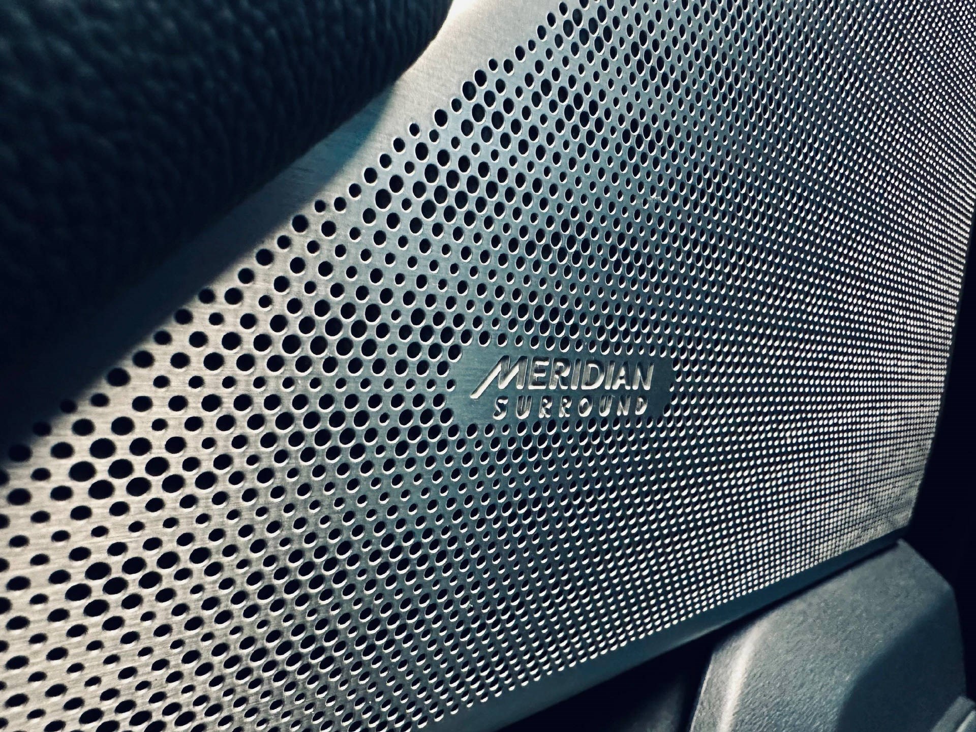 LAND ROVER Range Rover Velar P400 SE-image-6