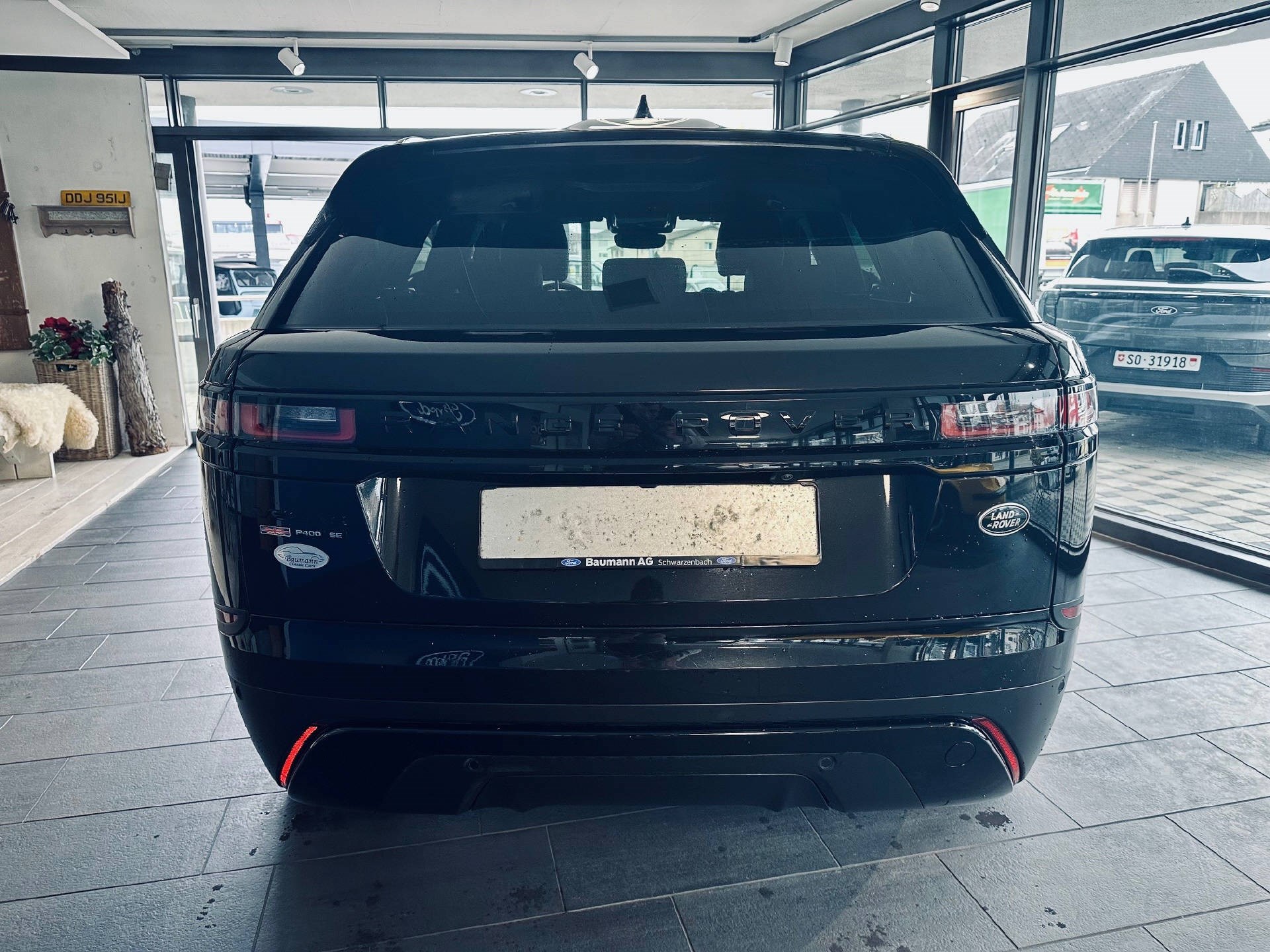 LAND ROVER Range Rover Velar P400 SE-image-8