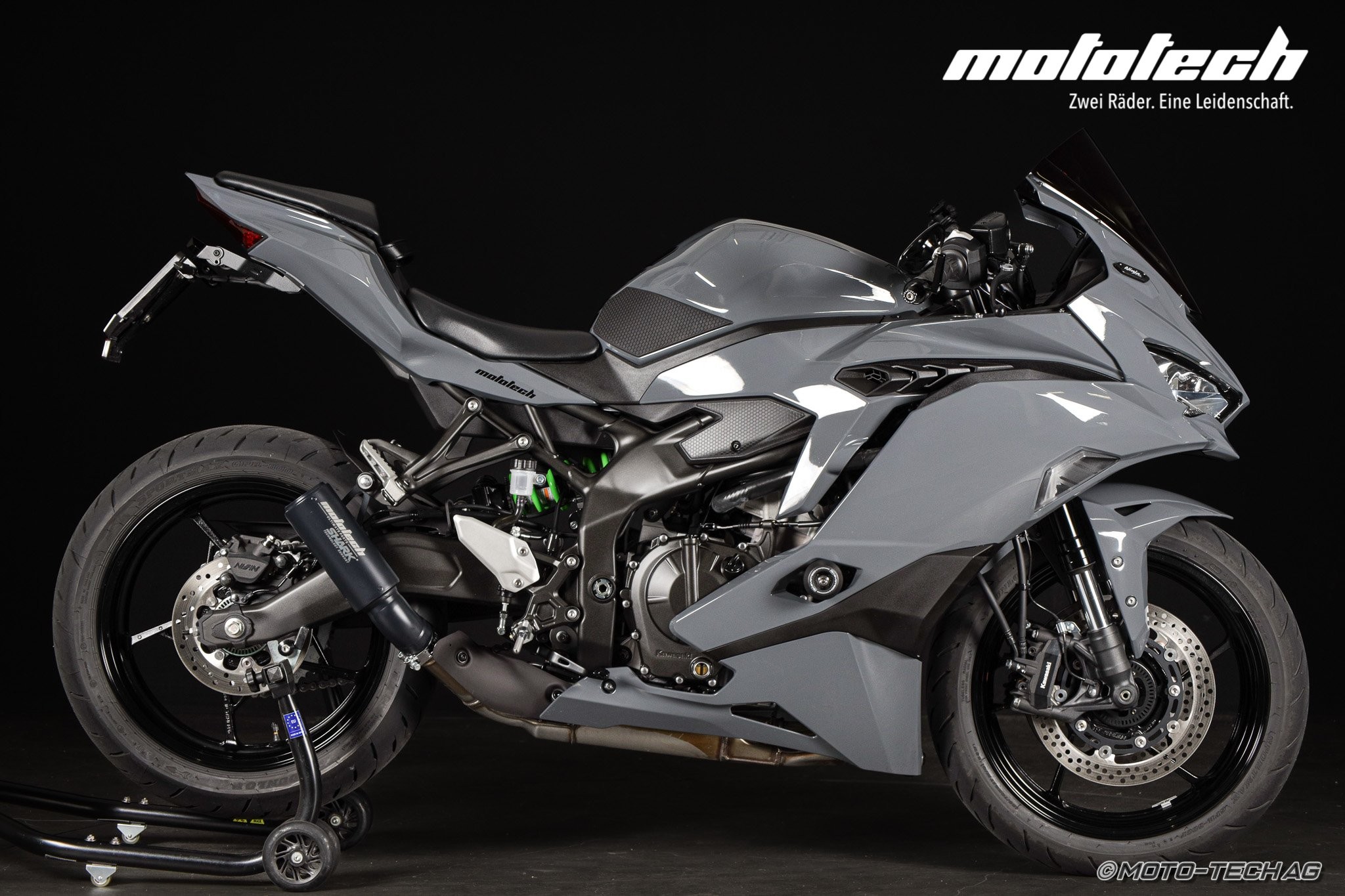 KAWASAKI Ninja ZX-4RR (35kW) STAGE 1 Stonehenge Grey Kaufen