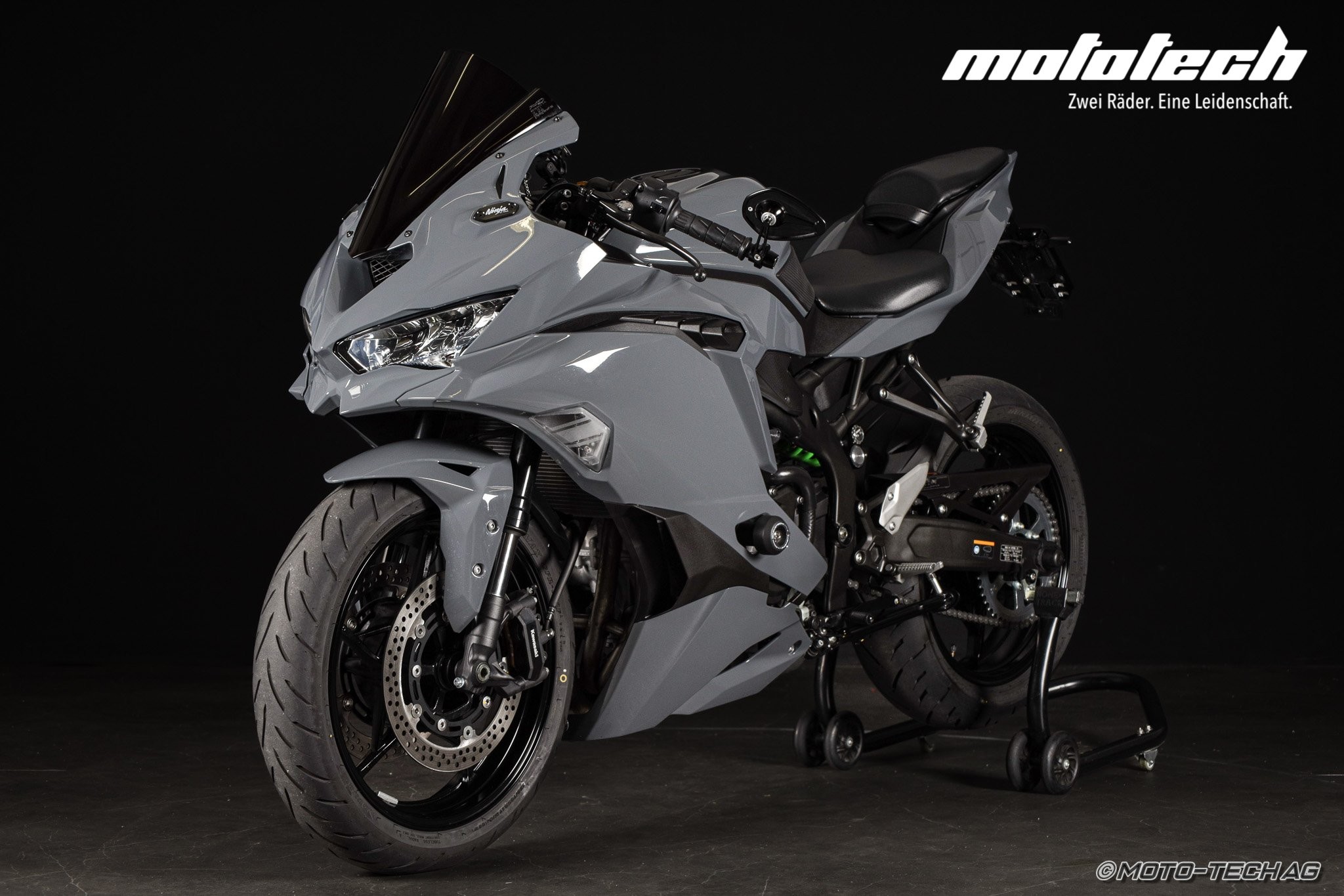 KAWASAKI Ninja ZX-4RR (35kW) STAGE 1 Stonehenge Grey Kaufen