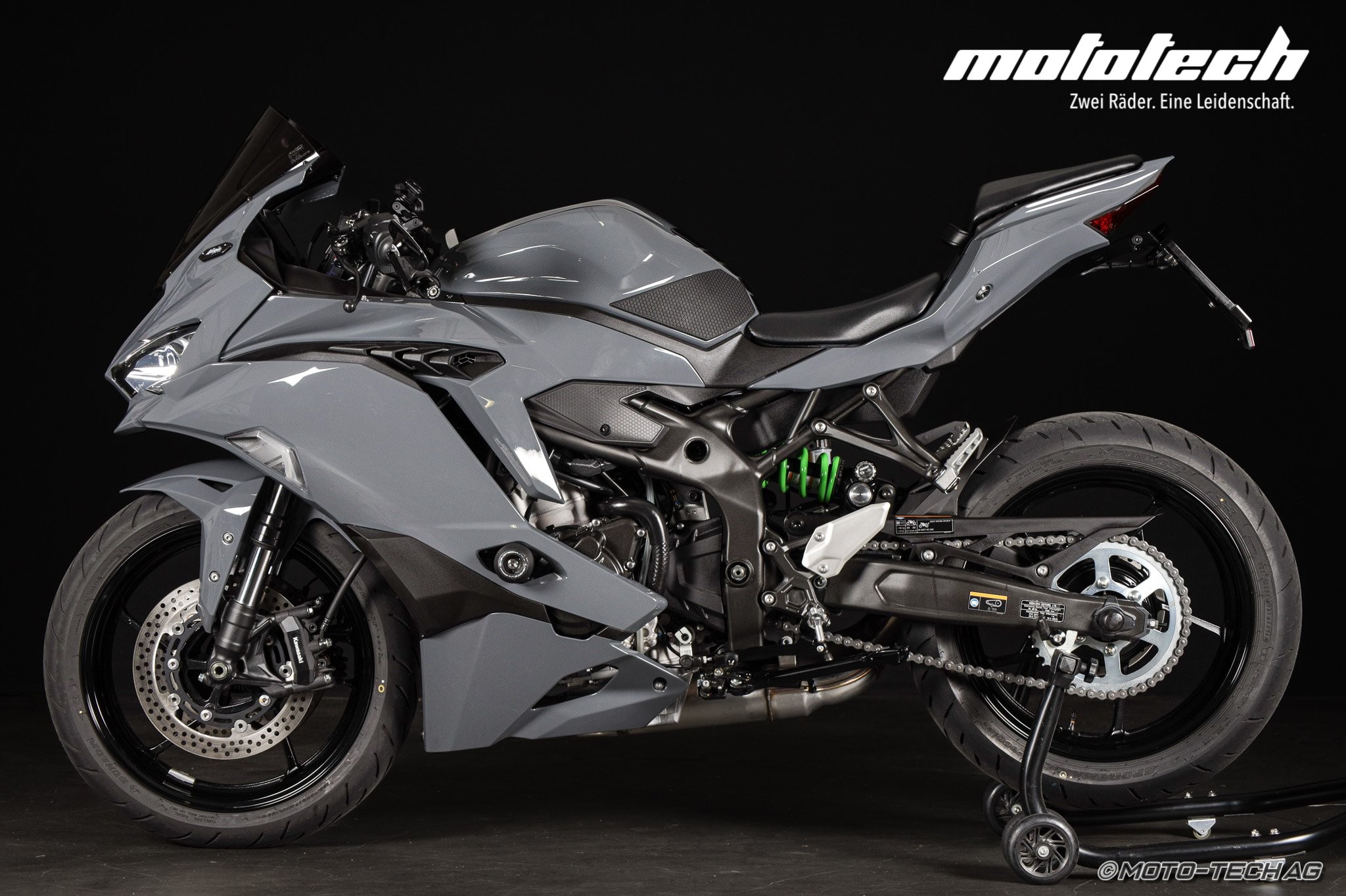 KAWASAKI Ninja ZX-4RR (35kW) STAGE 1 Stonehenge Grey Kaufen