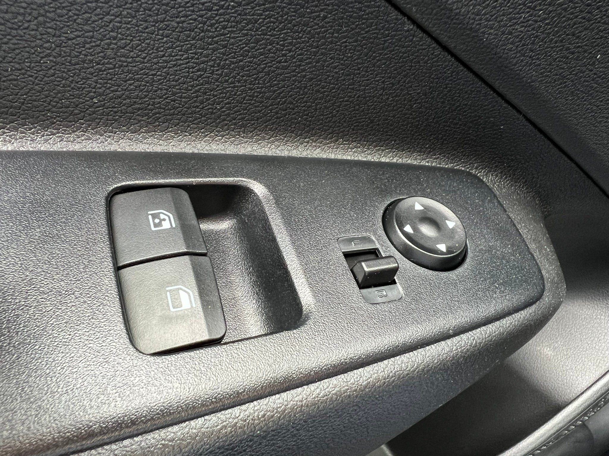 Image HYUNDAI I10 i10 1.2 Amplia Aut.