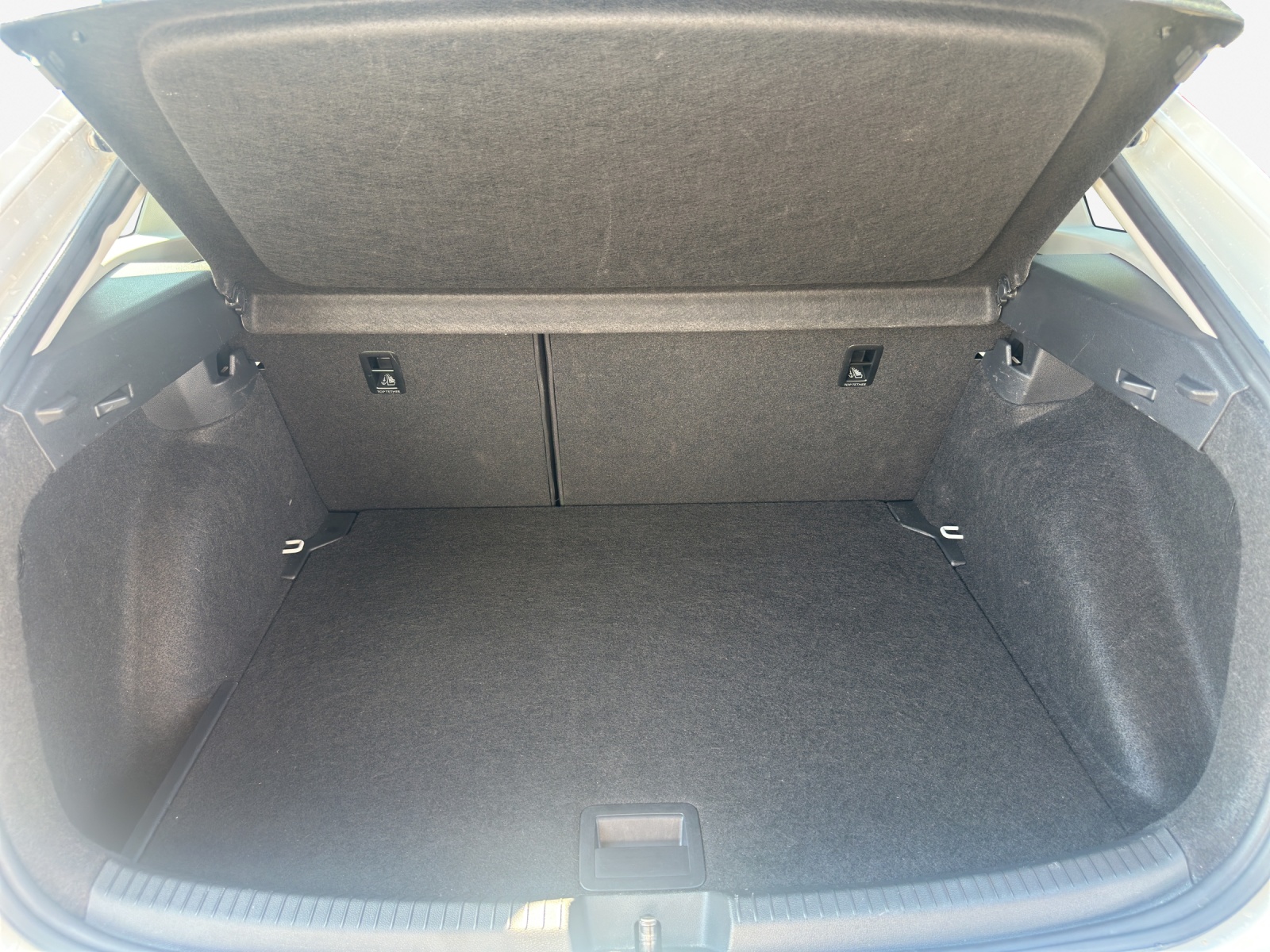 VW Taigo 1.0 TSI Life DSG-image-12