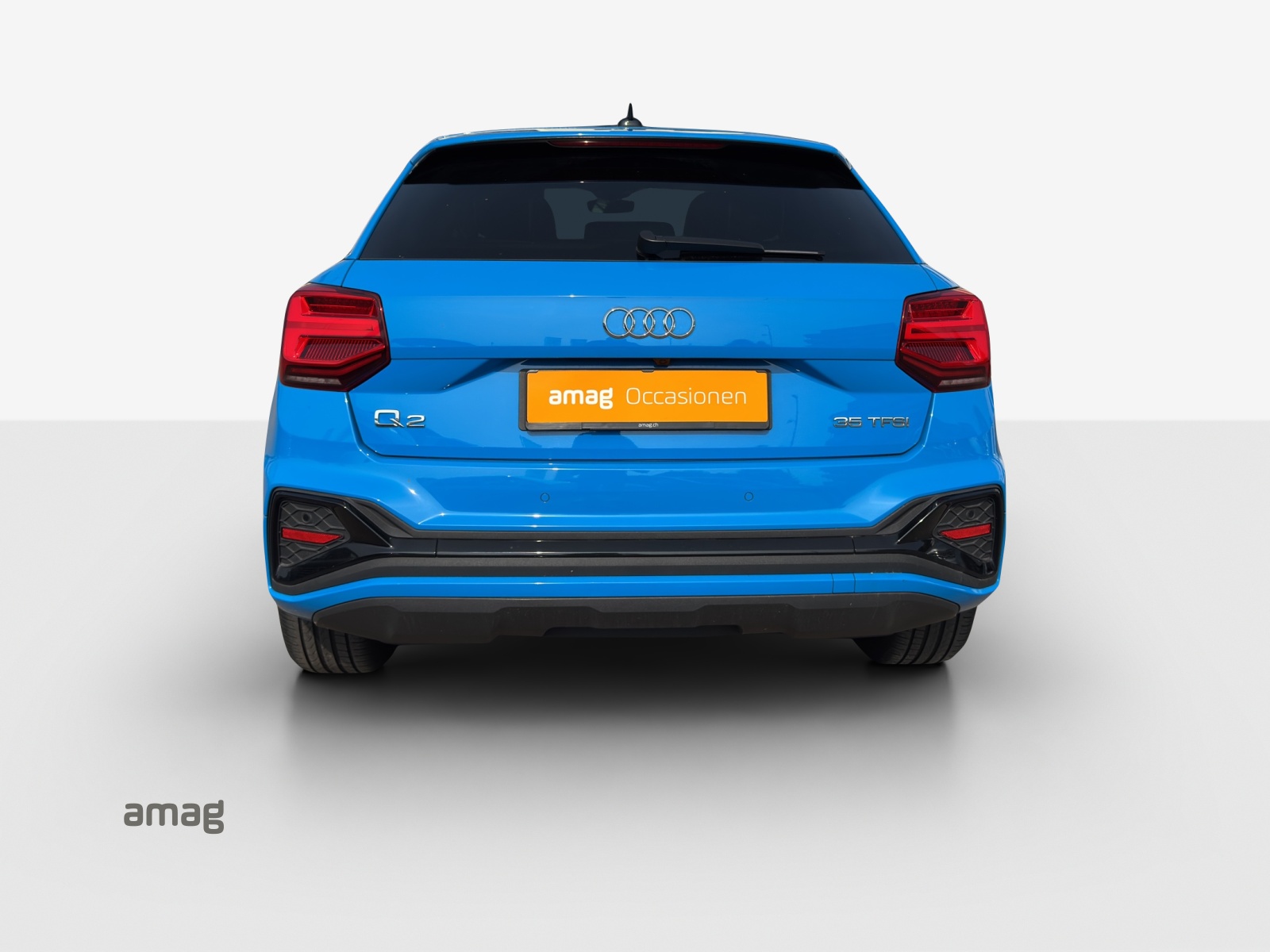 AUDI Q2 35 TFSI S line S-tronic-showroom-element-3