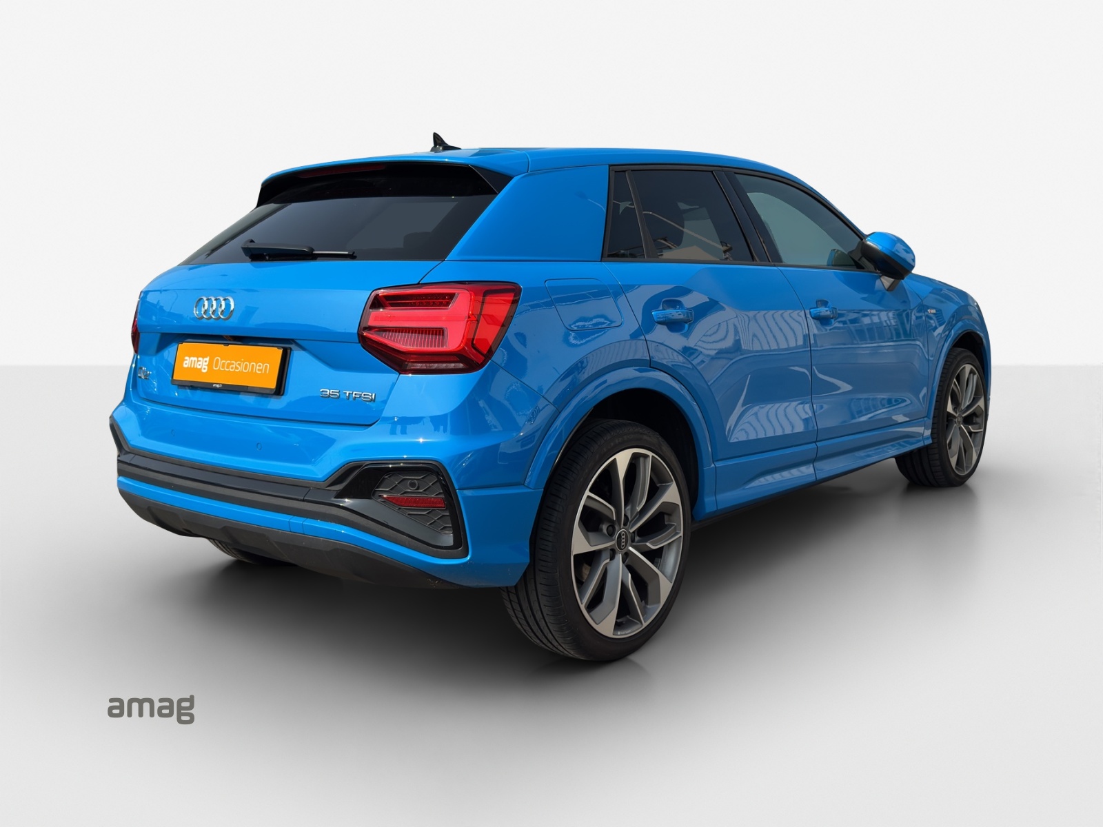 AUDI Q2 35 TFSI S line S-tronic-image-4