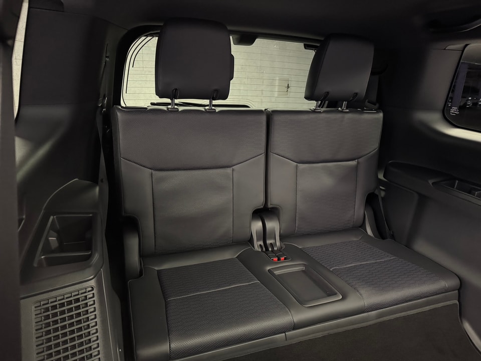 Land Cruiser 2.8 D 48V Invincible AWD