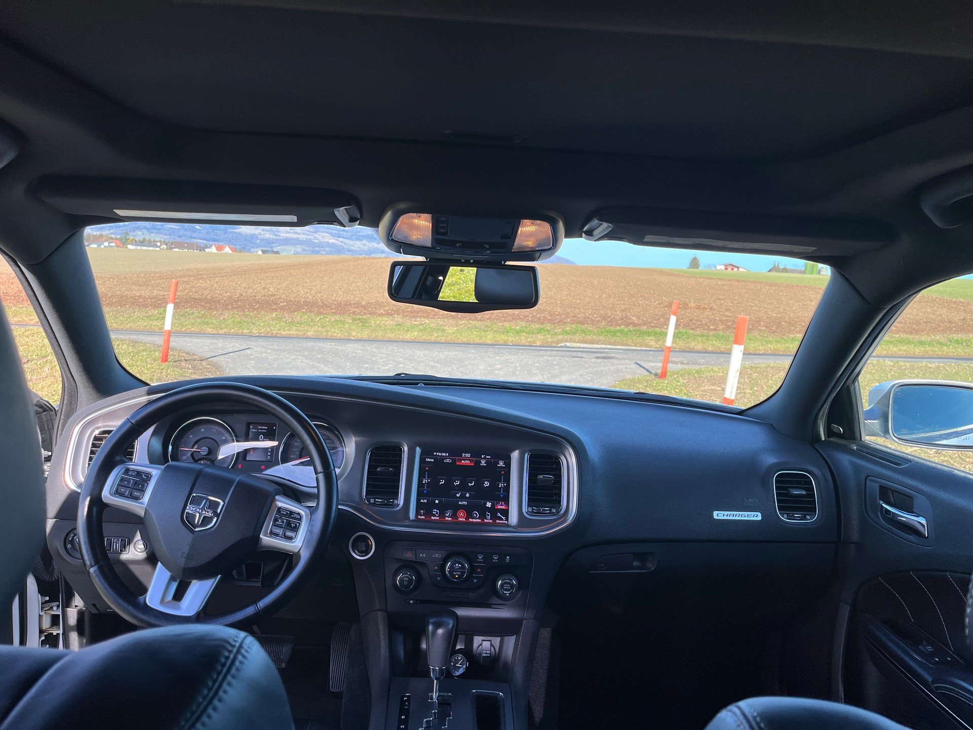 DODGE R/T 5.7 Hemi V8-image-9