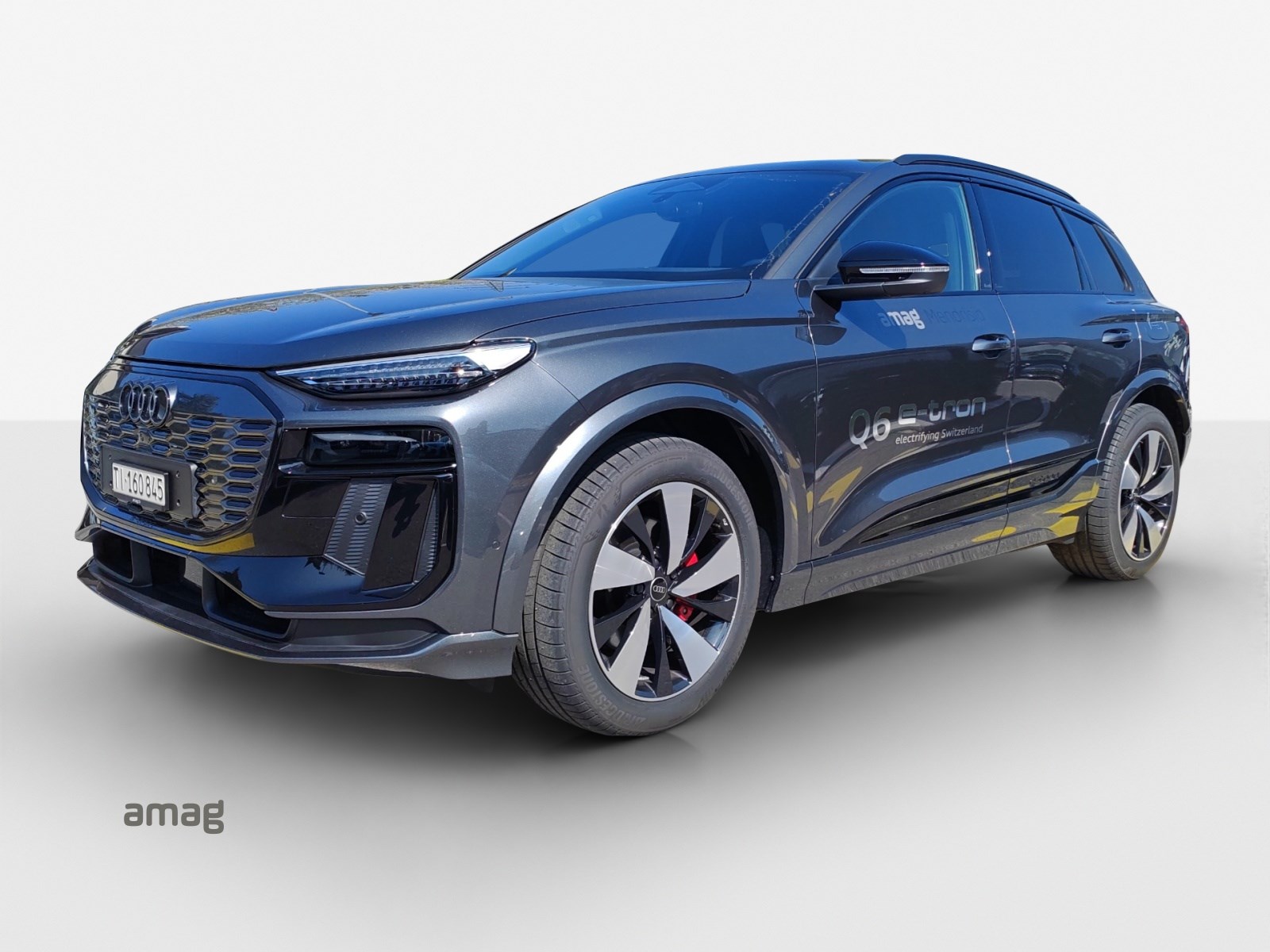 AUDI Q6 e-tron quattro