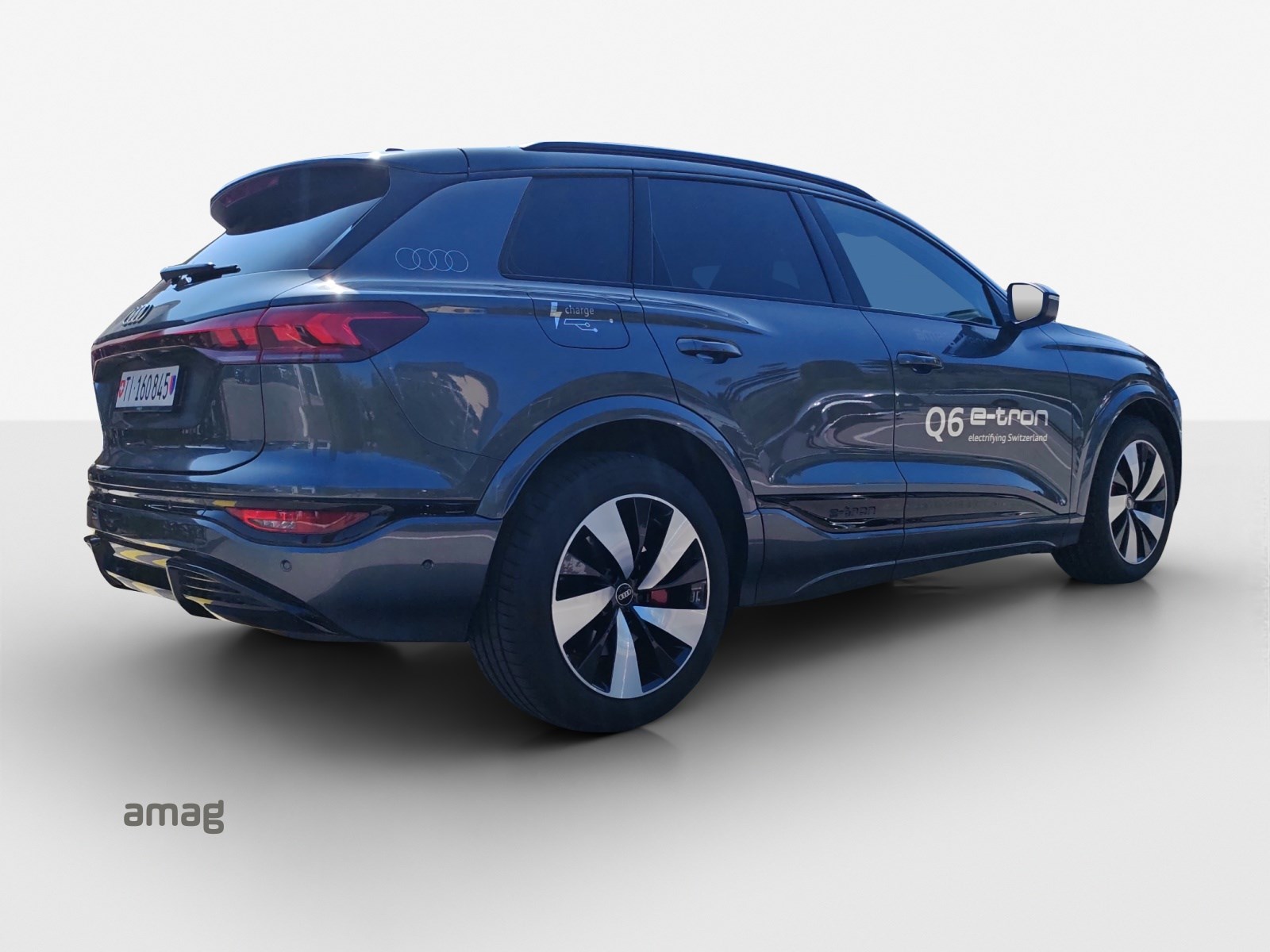 AUDI Q6 e-tron quattro-image-4