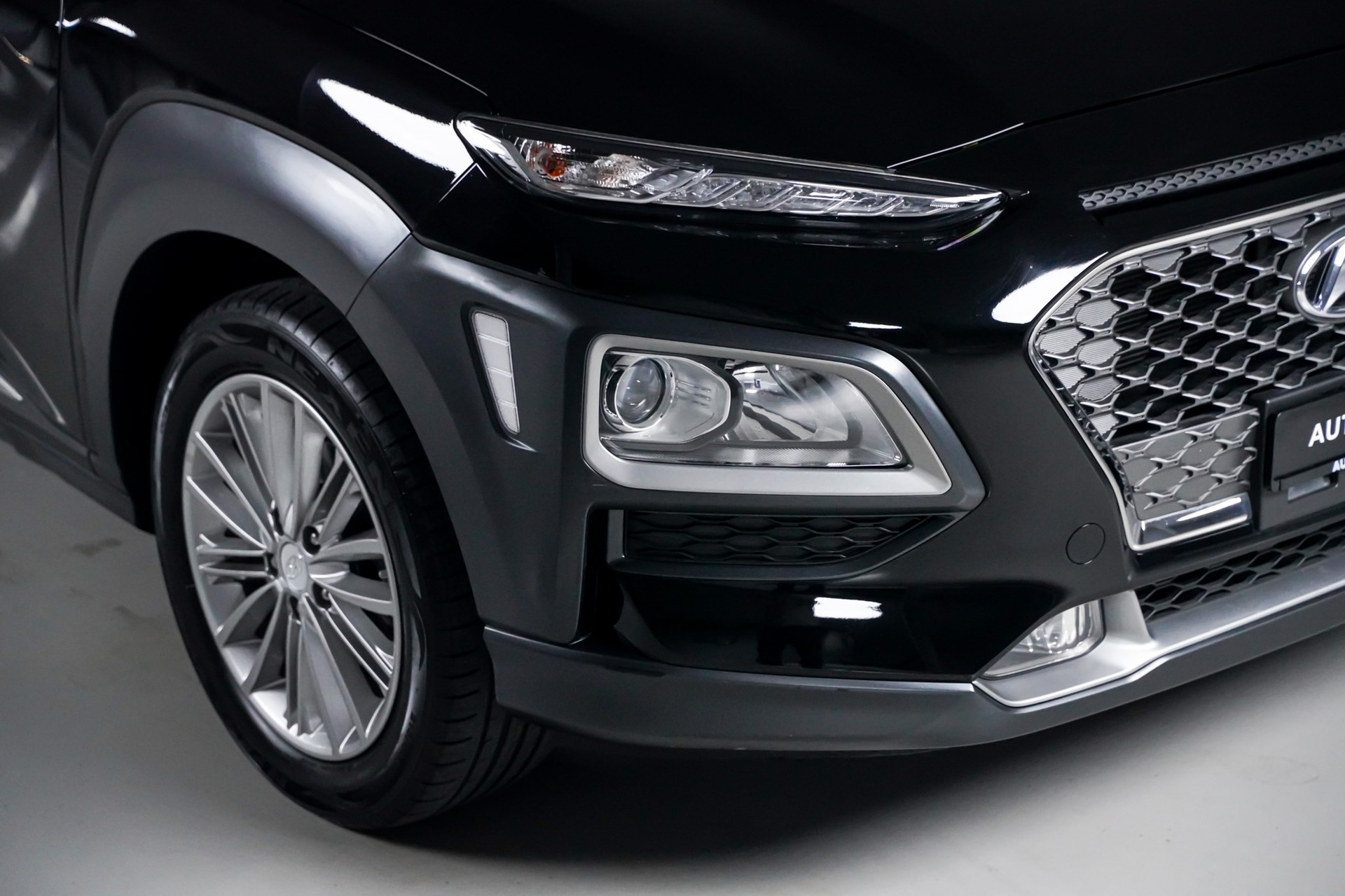 HYUNDAI Kona 1.0 T-GDi Launch 2WD-showroom-element-3