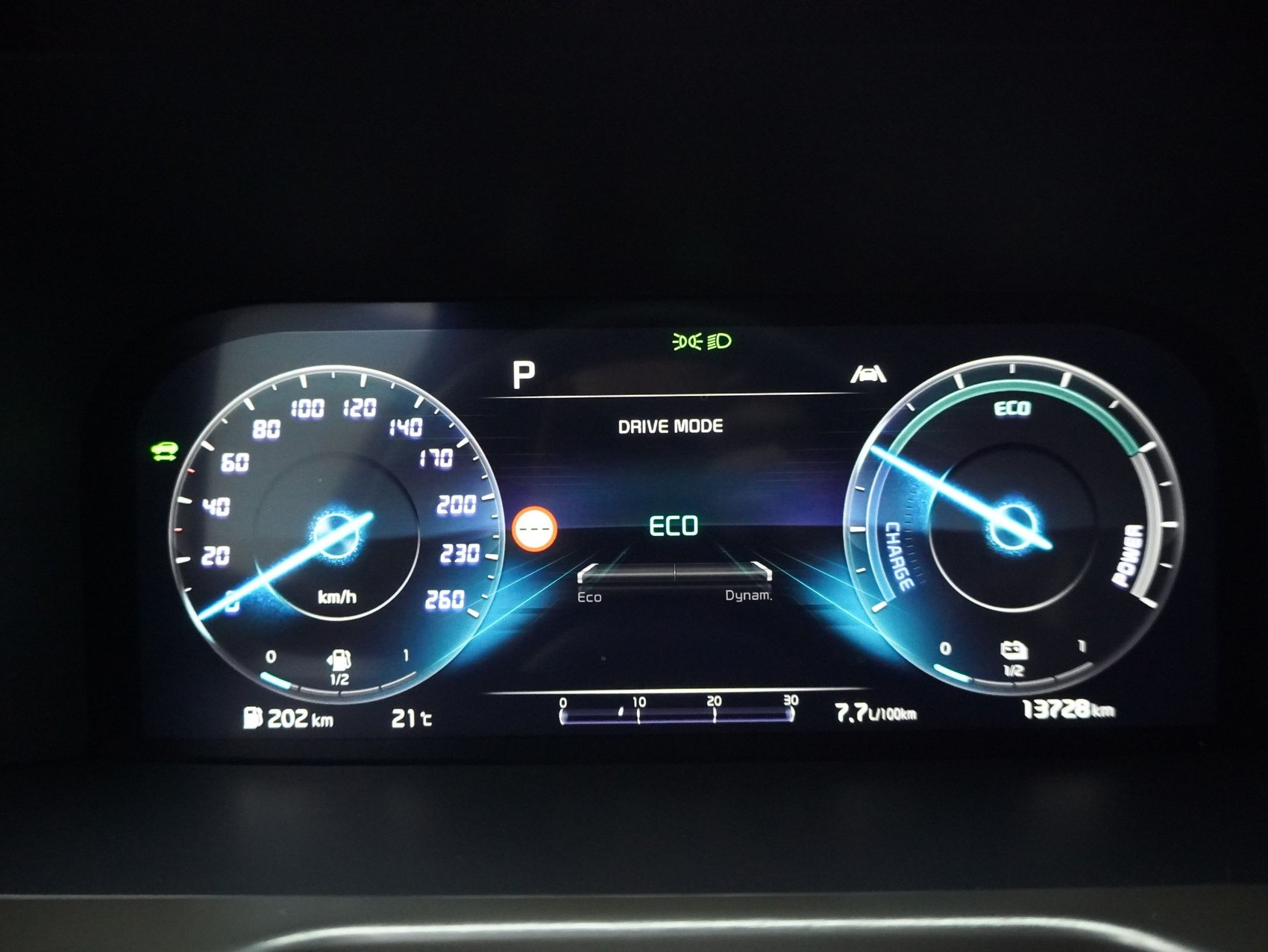 KIA SORENTO 1.6 T-GDi Hybrid Style 4WD-image-16
