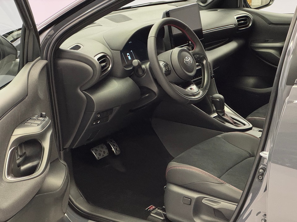 Yaris Hybrid 1.5 GR Sport