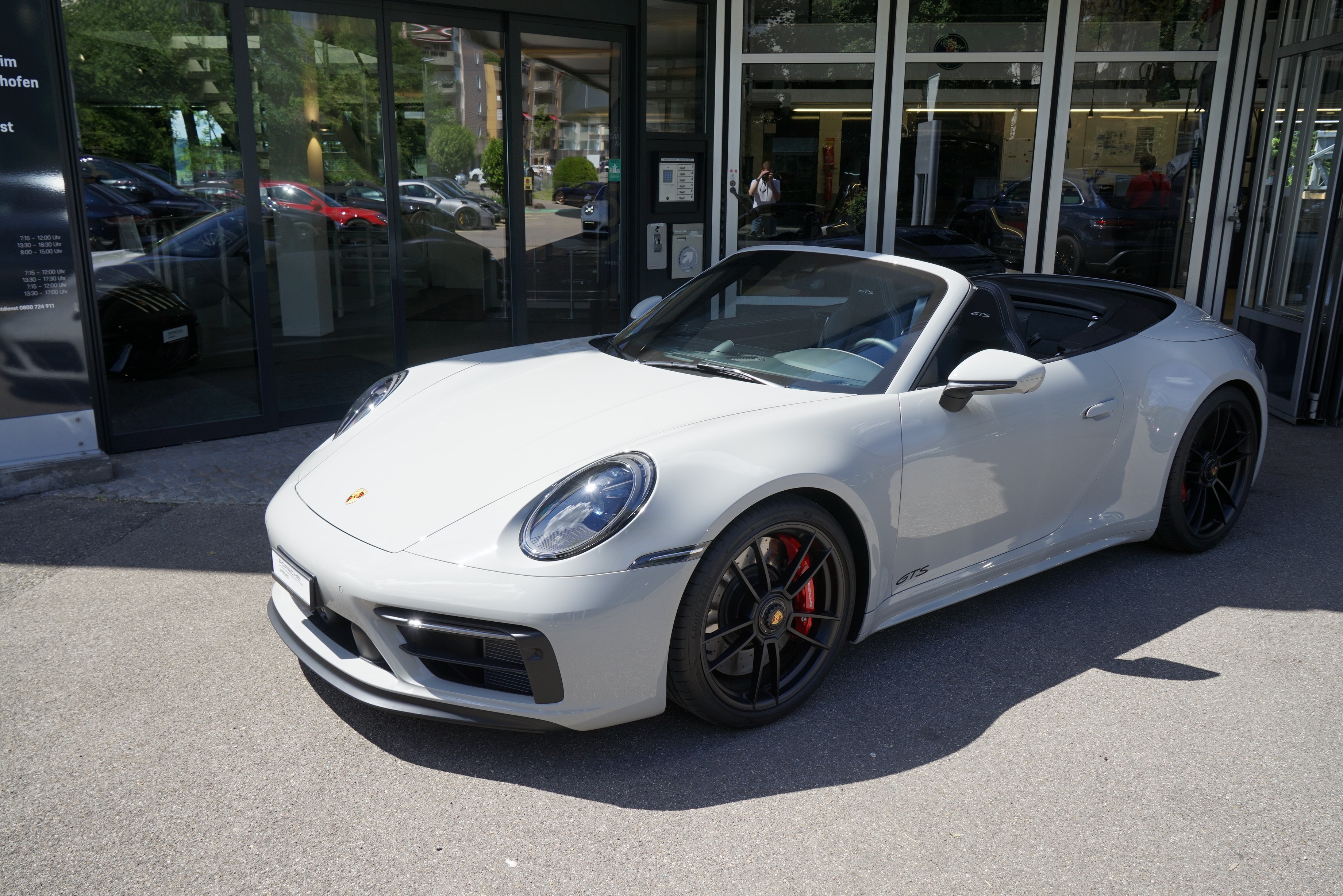 PORSCHE 911 Carrera 4 (Cabriolet)