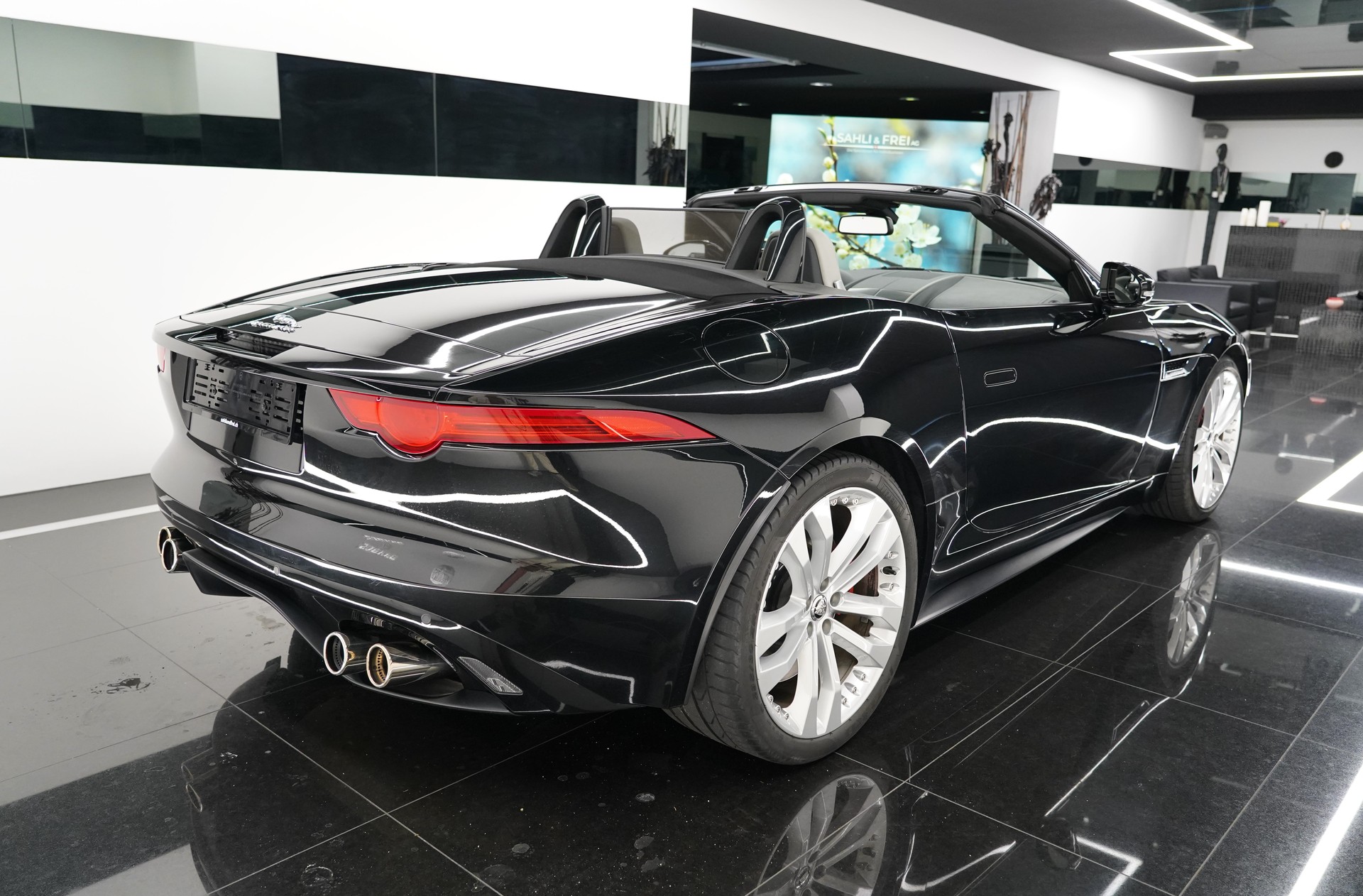 JAGUAR F-Type S 5.0 V8 S/C-showroom-element-3