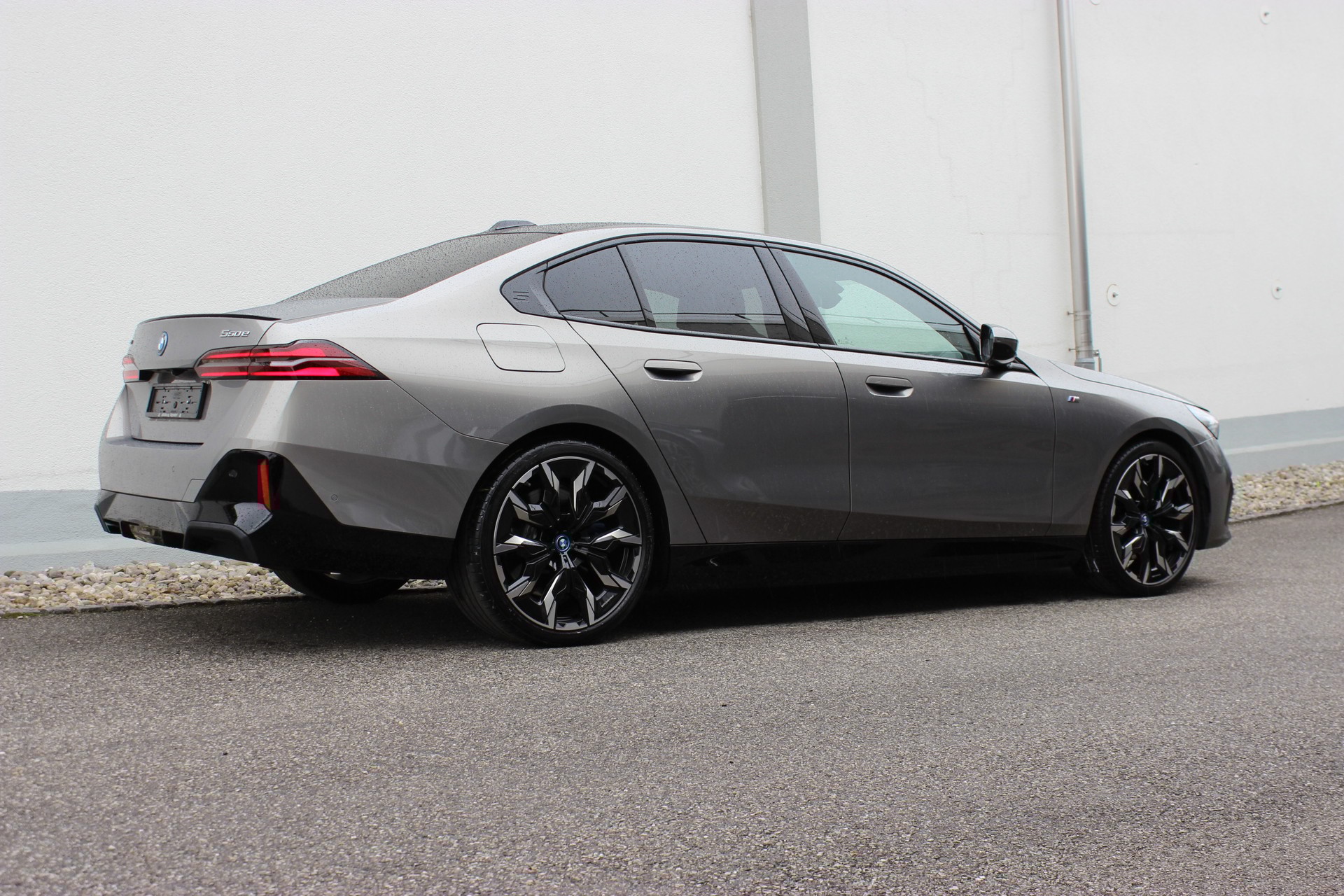 BMW 550e xDrive M Sport Pro *1.9%-LEASINGAKTION*-showroom-element-2