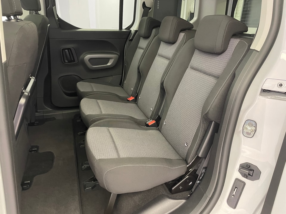 Proace City Verso L1 1.5 D 130 Style