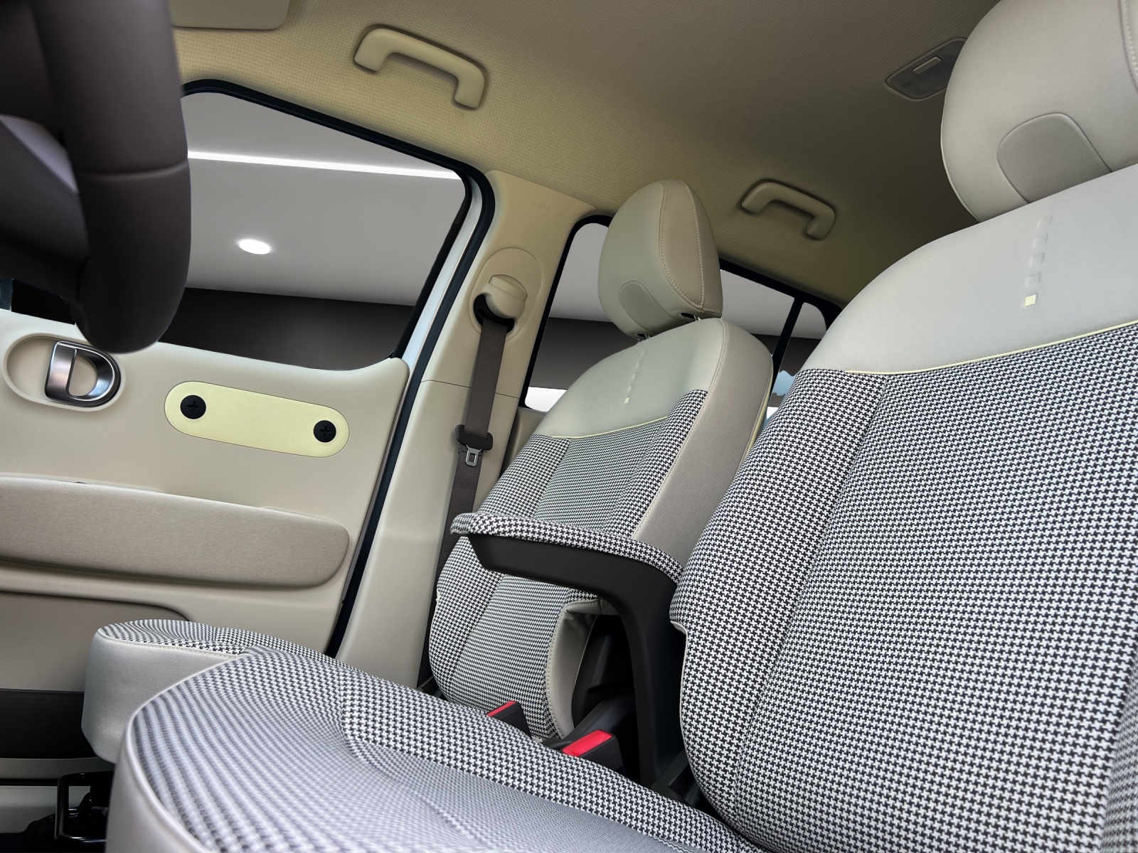 Image HYUNDAI INSTER Inster 49kWh Amplia