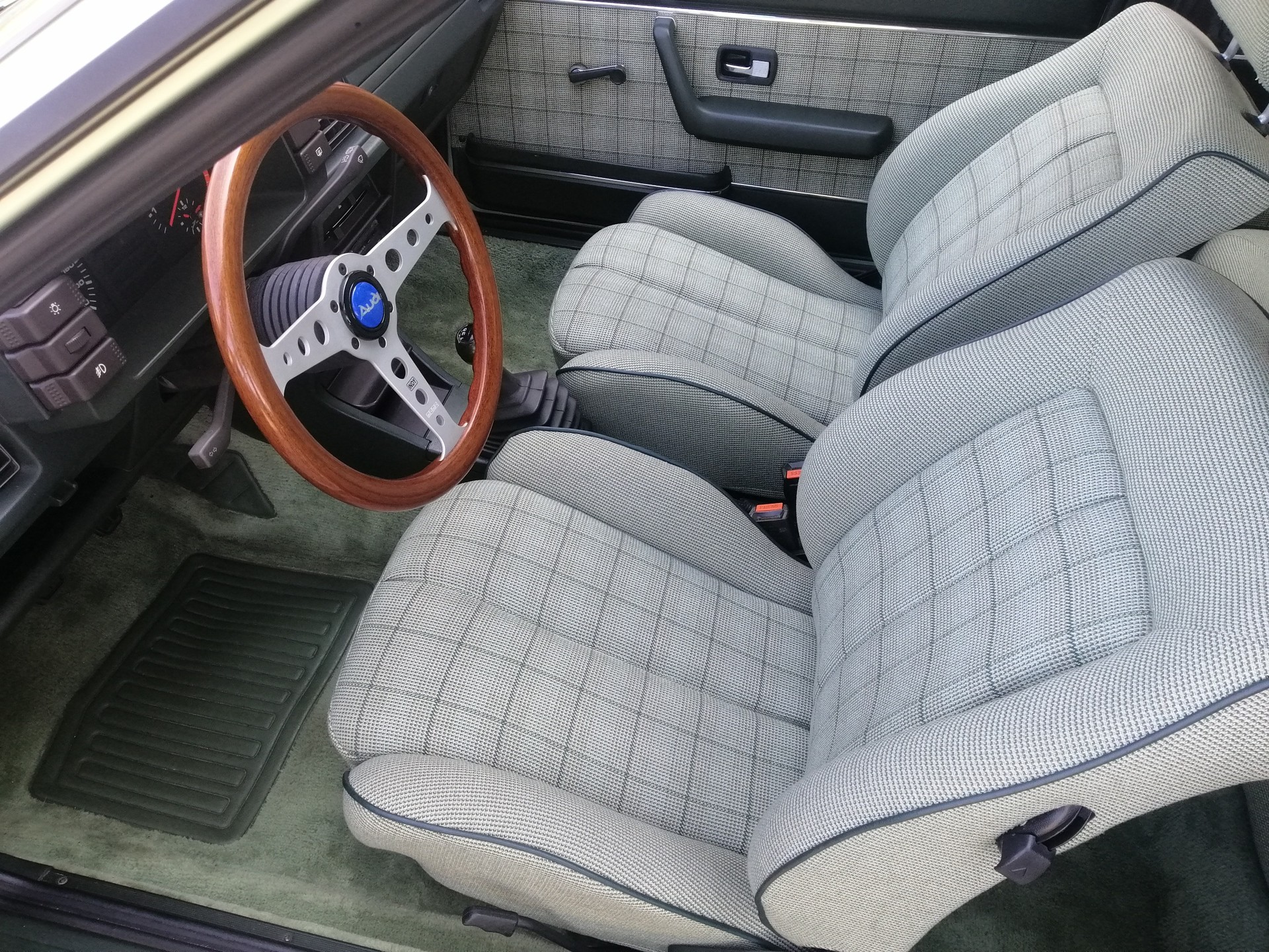 AUDI Coupé 2.1 GT 5E-image-7