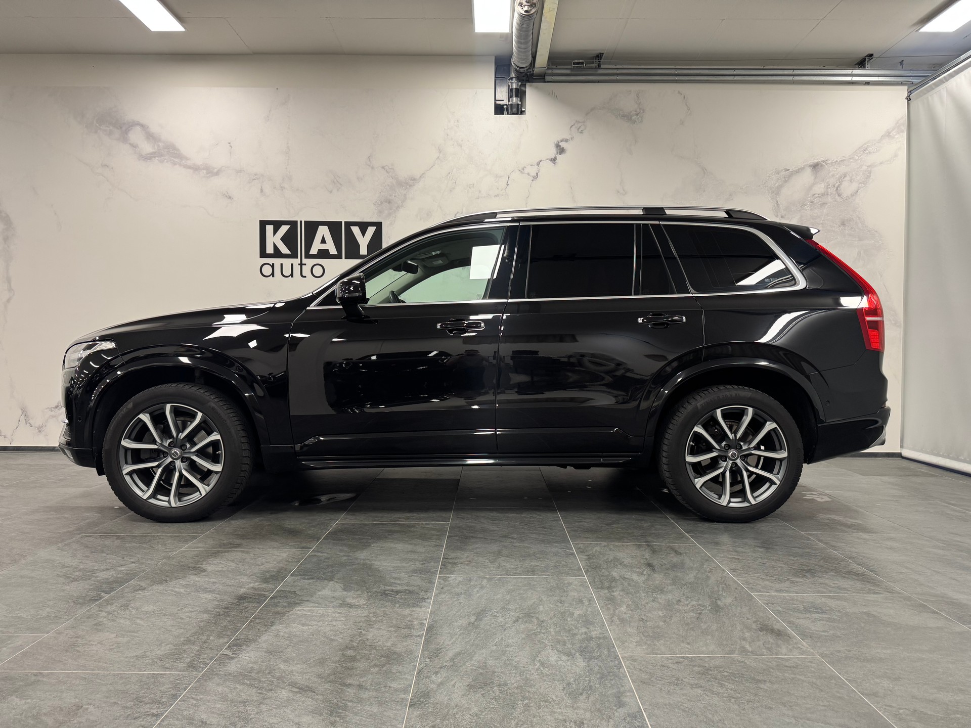 VOLVO XC90 T5 AWD Momentum Geartronic-image-1