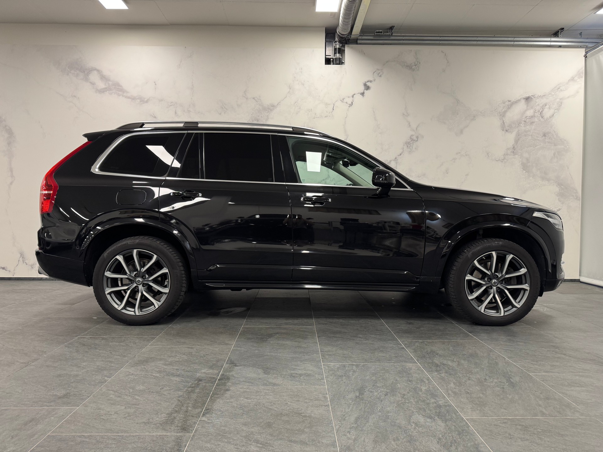 VOLVO XC90 T5 AWD Momentum Geartronic-image-3