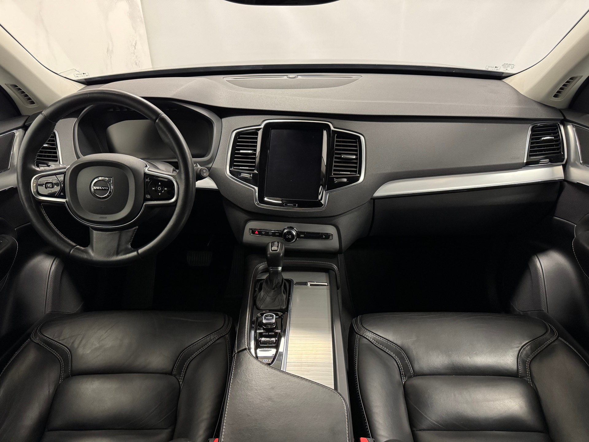 VOLVO XC90 T5 AWD Momentum Geartronic-image-7
